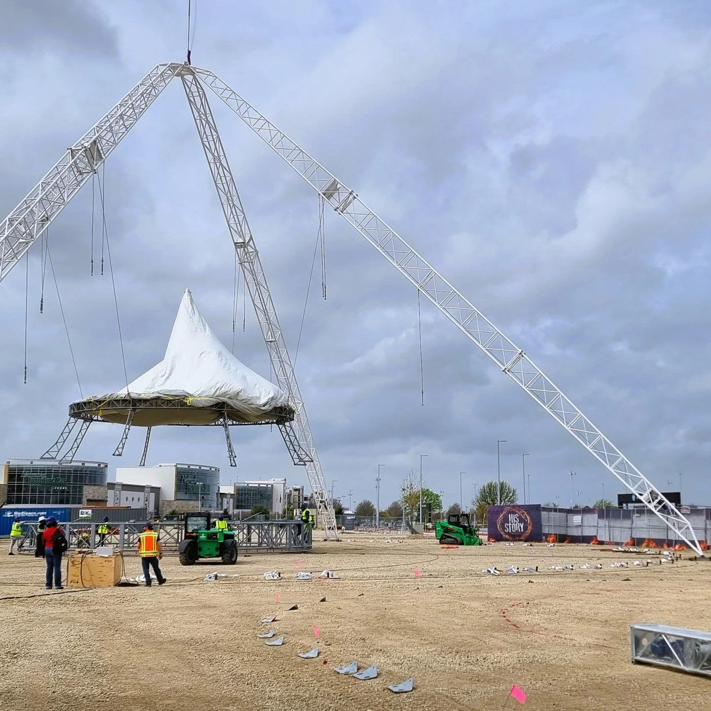 With premiere fast approaching in Dallas, TX. We thought we'd take a moment to look back at the installs of our large structures across the site.

Here's the Big Top rising and the 'Backstage Tent'.

Tent designs by Matthew Churchill Projects
Site an