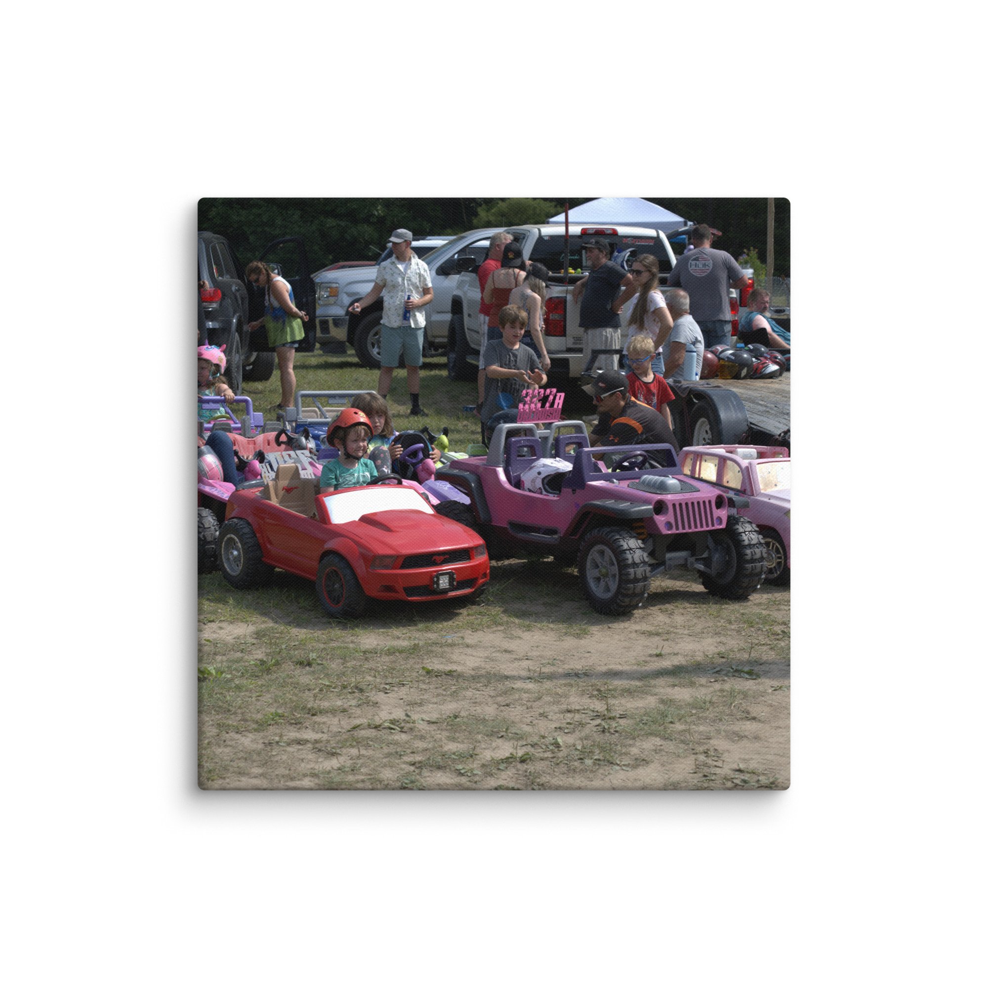 canvas-(in)-18x18-wall-66a94b4f83a28.jpg