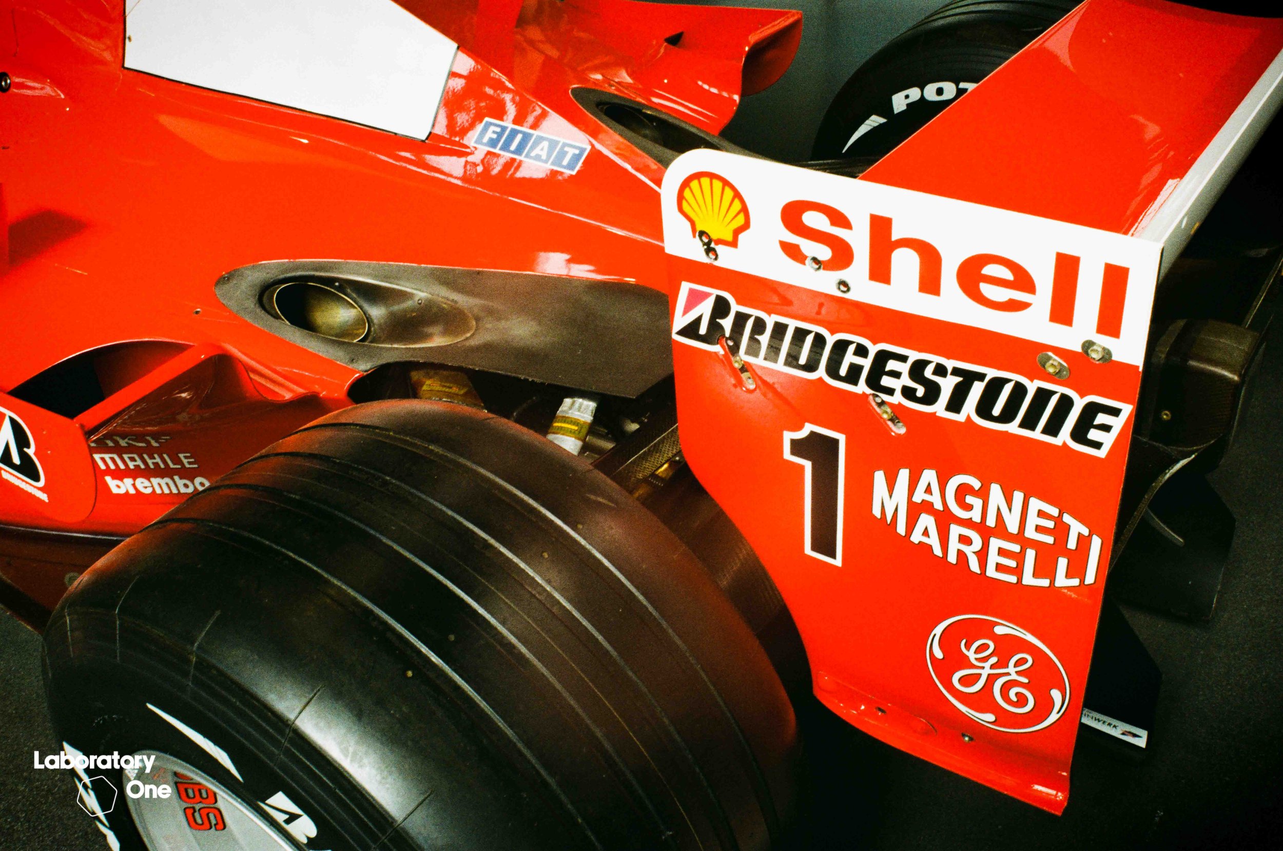 546230520036Ferrari_F1-2000-Website_Low_Res.jpg