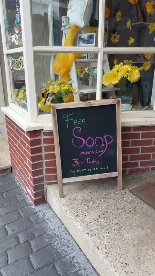 May the 4th be with you
3pm free class and free soap with every $50 purchase 🩷