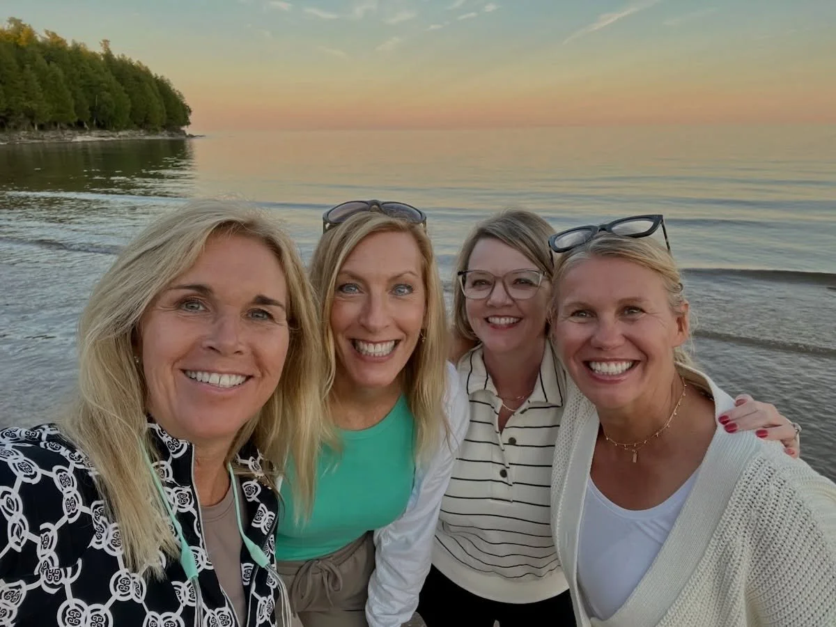 Even through life&rsquo;s roller coasters there is always a sliver of something to feel grateful for. 

Heres where I&rsquo;m at this year:
I&rsquo;m grateful for clarity
I&rsquo;m grateful for relationships that can withstand honesty
I&rsquo;m grate