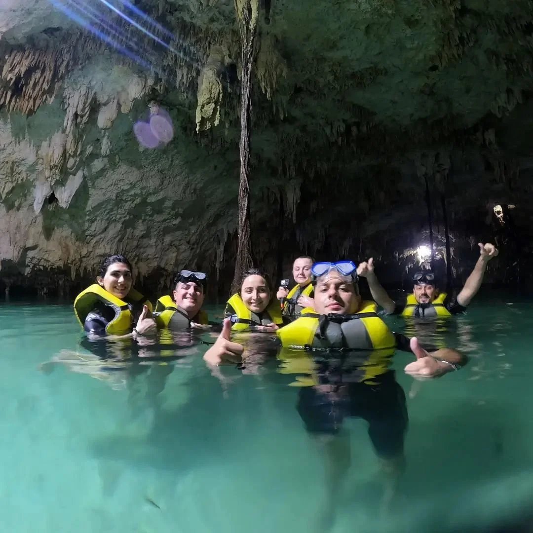 &iquest;Ready for the adventure in Mexico?🇲🇽 📸

The sac actun system has the biggest underground rivers in the world, we will be swimming in the cenote Sac Actun, which is the entrance.

Come and discover it 🤿
.
Tulum, Quintana Roo.
.
.
#cenotes 