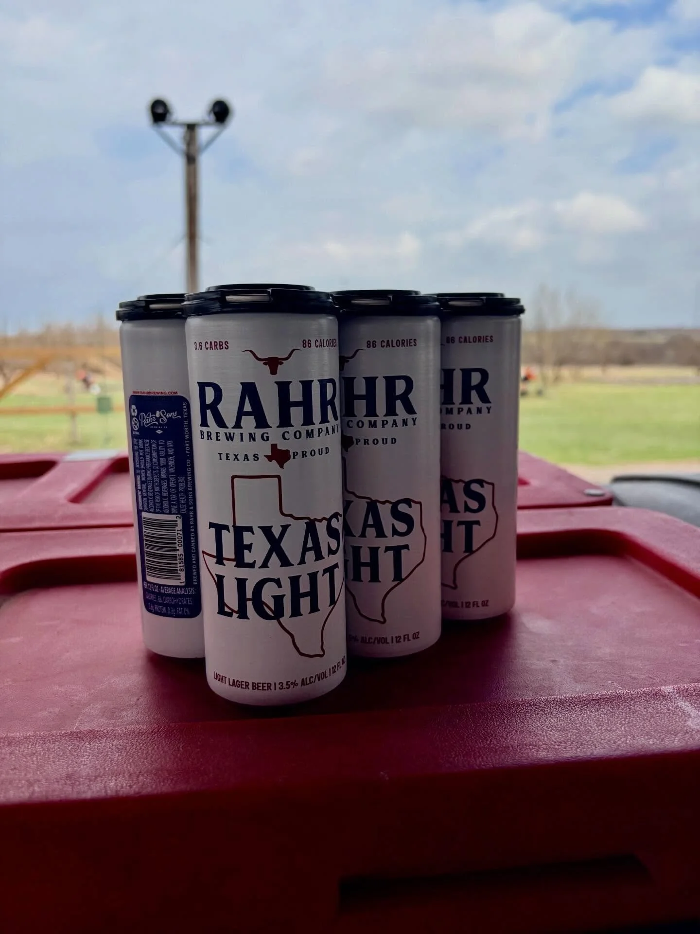 A big thank you to our beverage sponsors! @rahrbrewing @casaazulcoffee #pullforkids