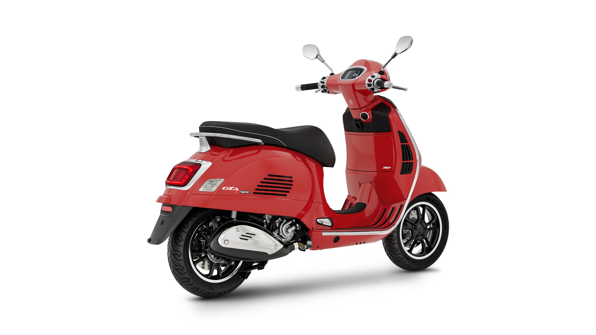 Vespa_GTS_310_Super_Rosso_3-4_post_dx.jpg