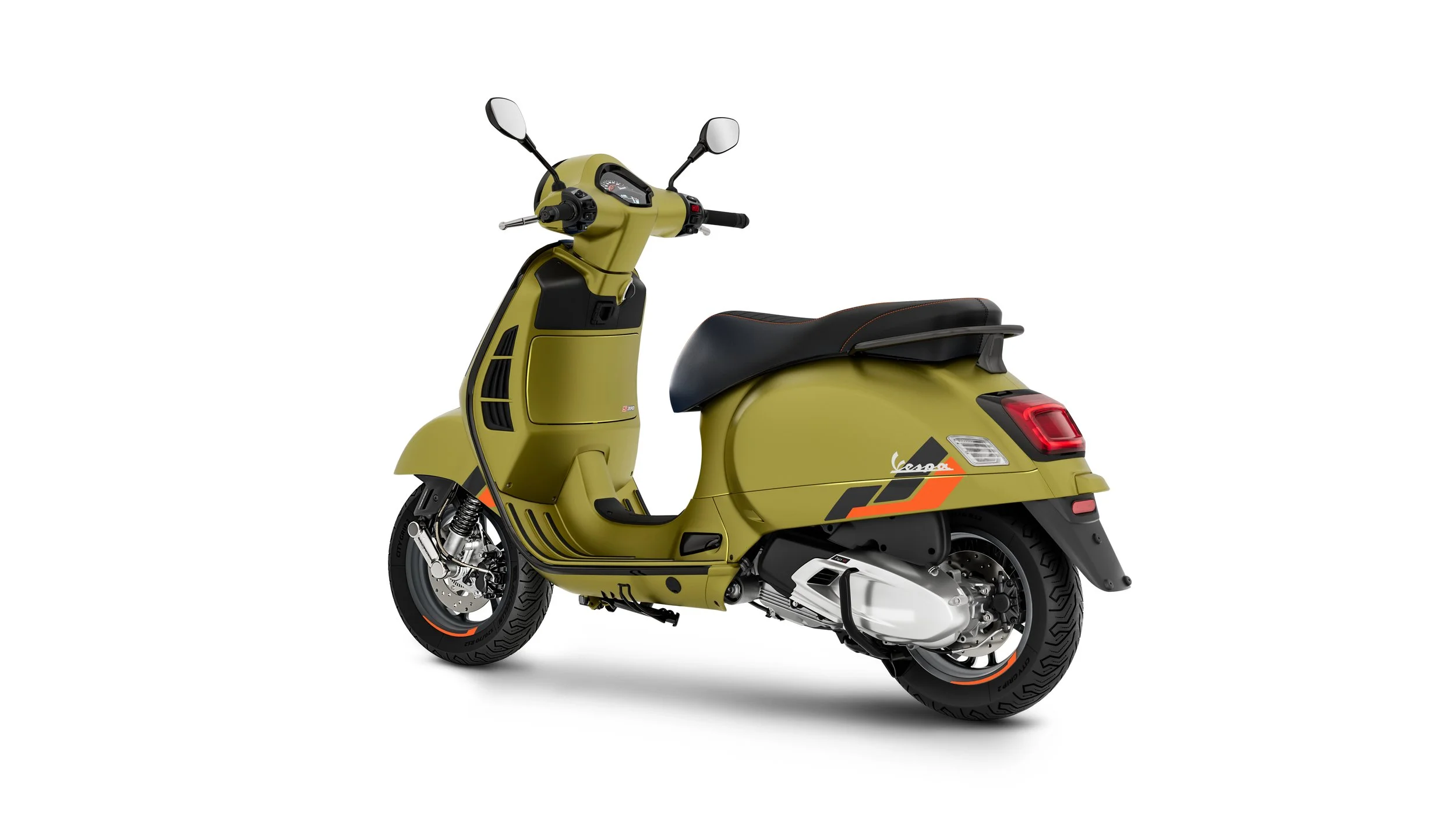 Vespa_GTS-Supersport_310_Verde-Ambizioso_3-4-post-sx.jpg