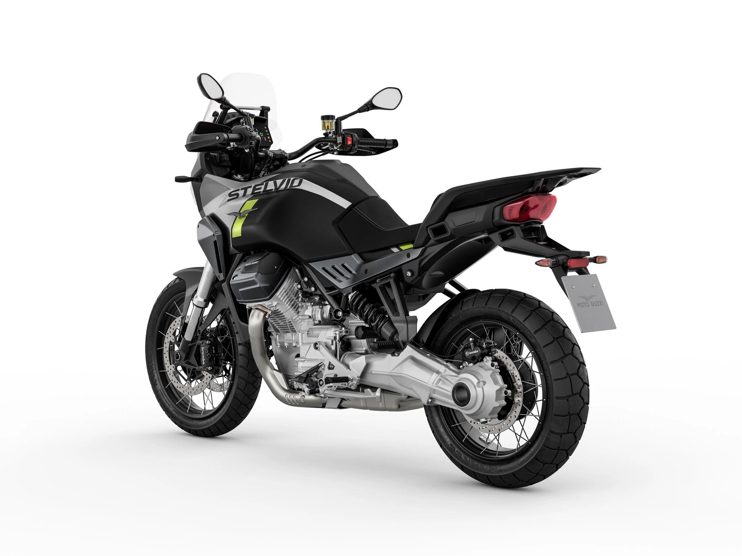 Moto-Guzzi_V100-Stelvio_Nero-Vulcano_3-4-post_sx.jpg