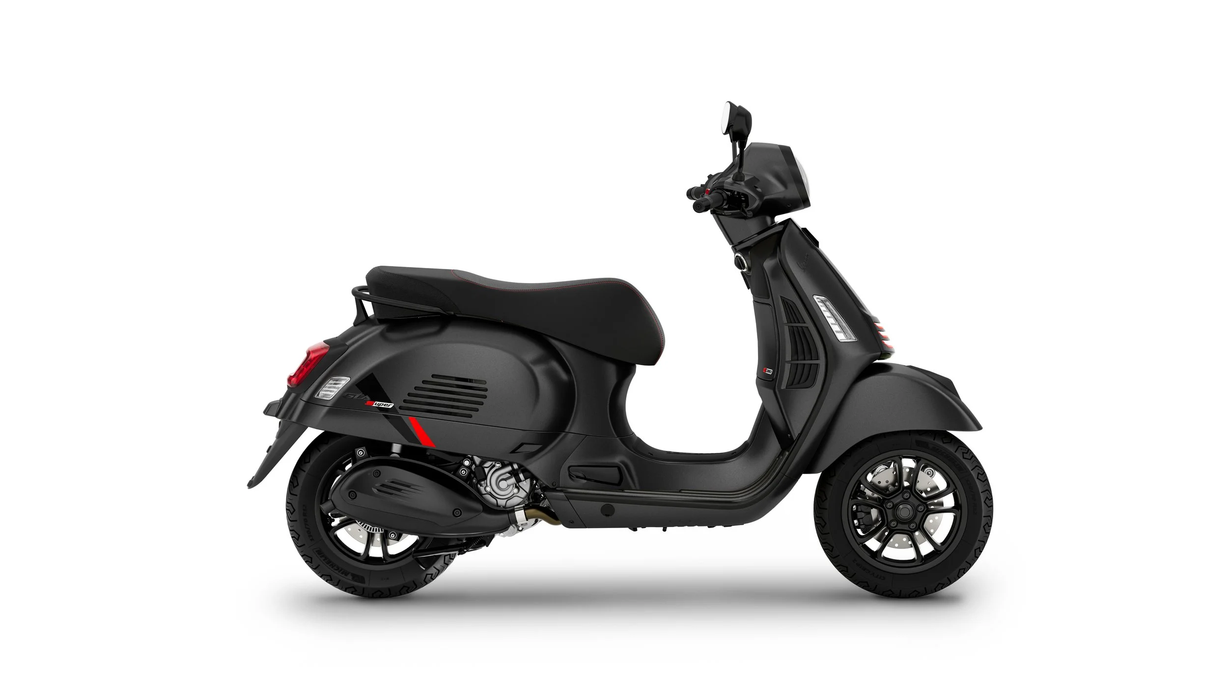 Vespa_GTS_310_Super_Sport_Nero_side_dx.jpg
