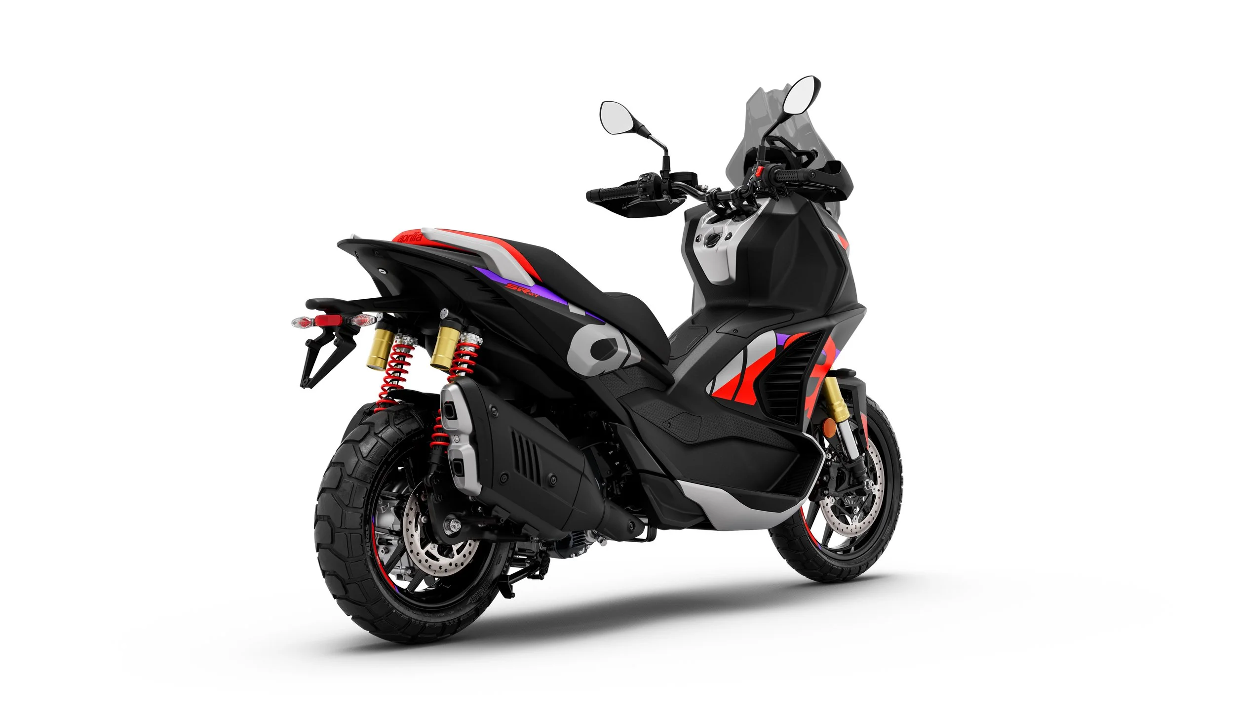 Aprilia_SR-GT-400_Rally-Replica_3-4-post-dx.jpg