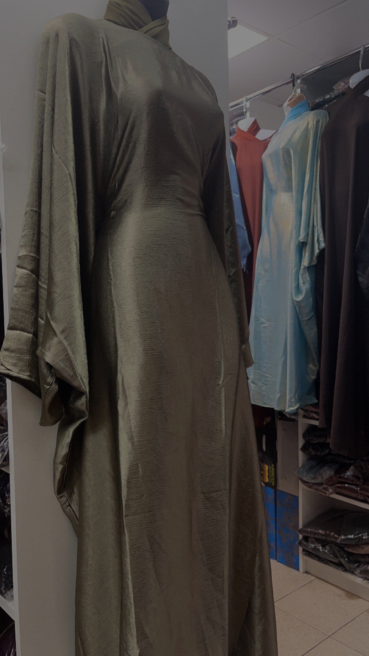 Green batwing abaya