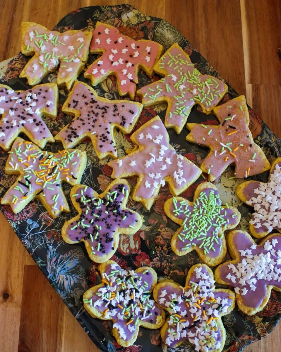 tell me why i just learned it&rsquo;s national dessert day?! 🎂🍰🍪🍩🧁🍮🥮

i was working on some spiced sugar cookies earlier today and then found out this fun fact. i was gonna wait to post them, but now it&rsquo;s a must post. 

the next version 