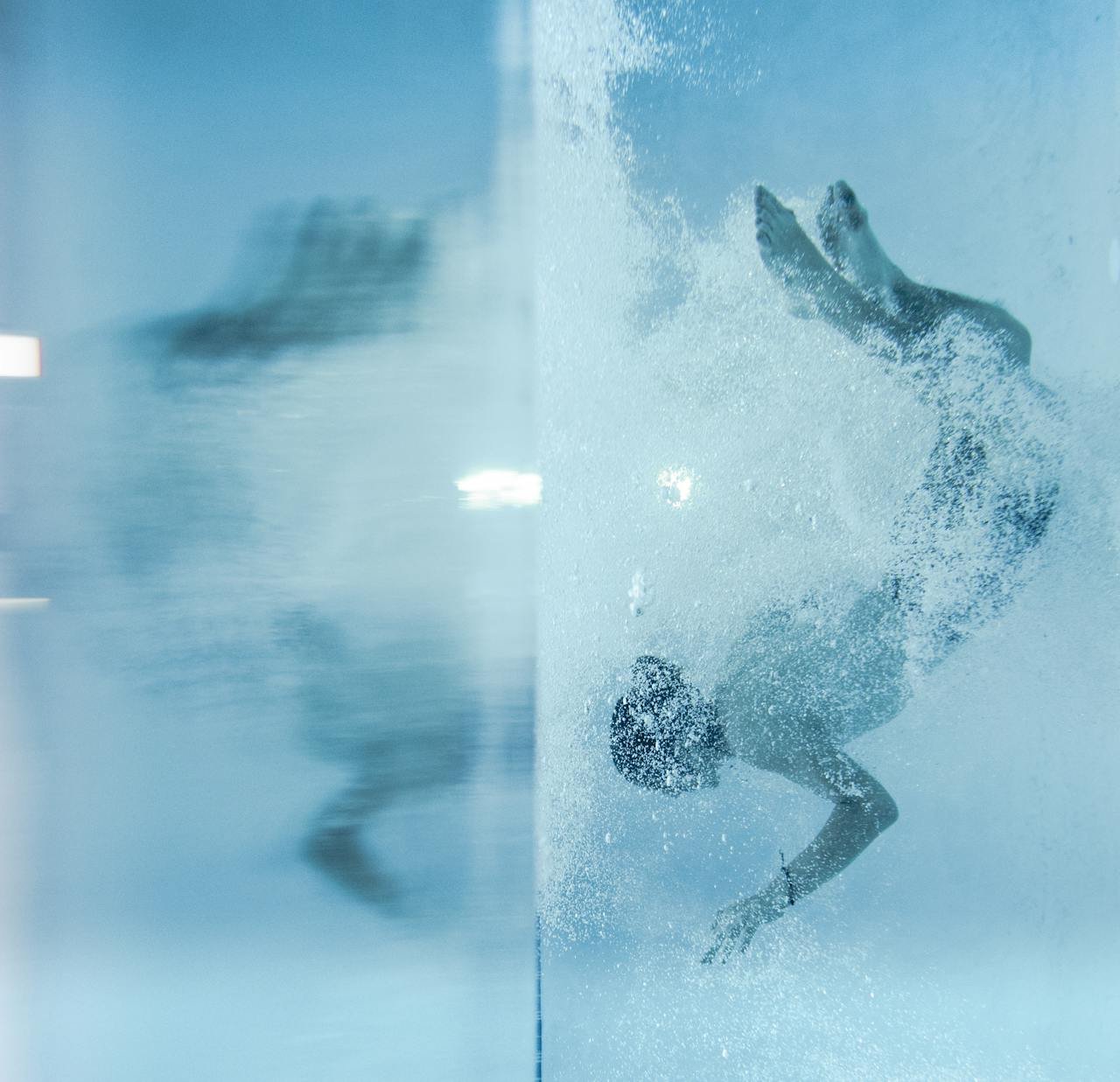 dive mirror.jpg