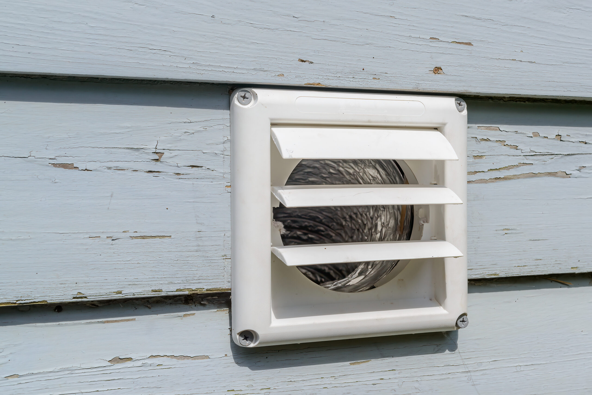 8 Benefits of Regular Dryer Vent Cleaning for Homeowners