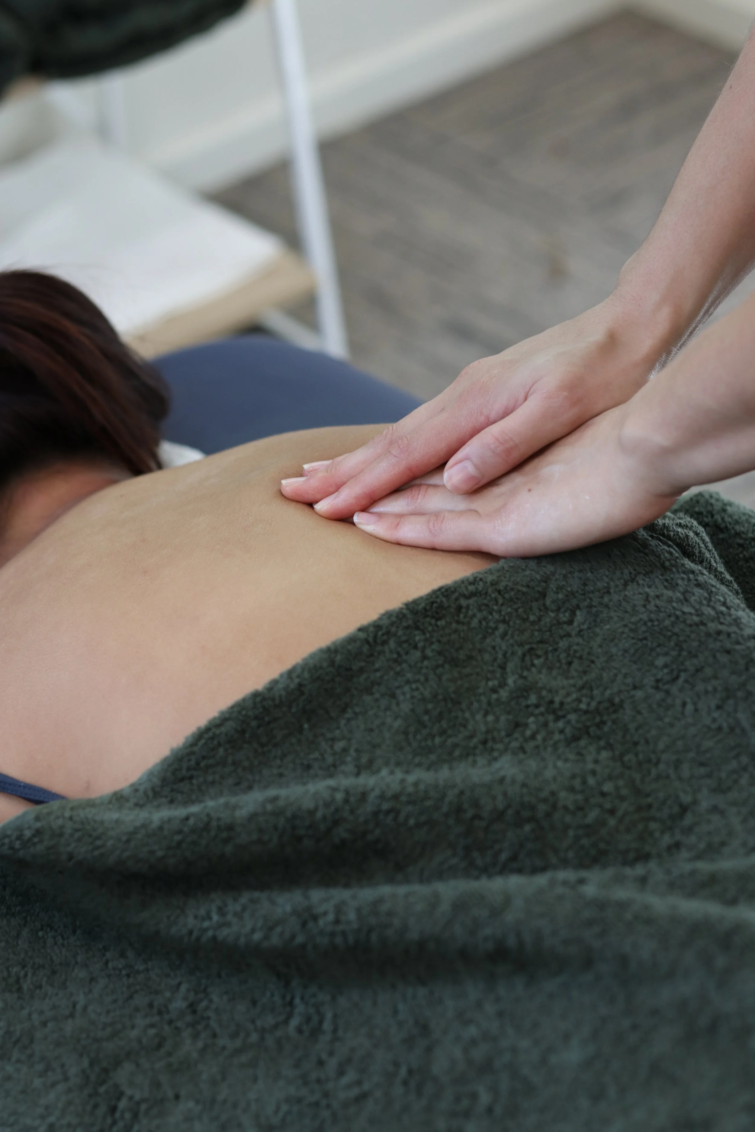 Don't Ignore These Signals: Why Osteopathy Is Essential Maintenance, Not Just Pain Relief