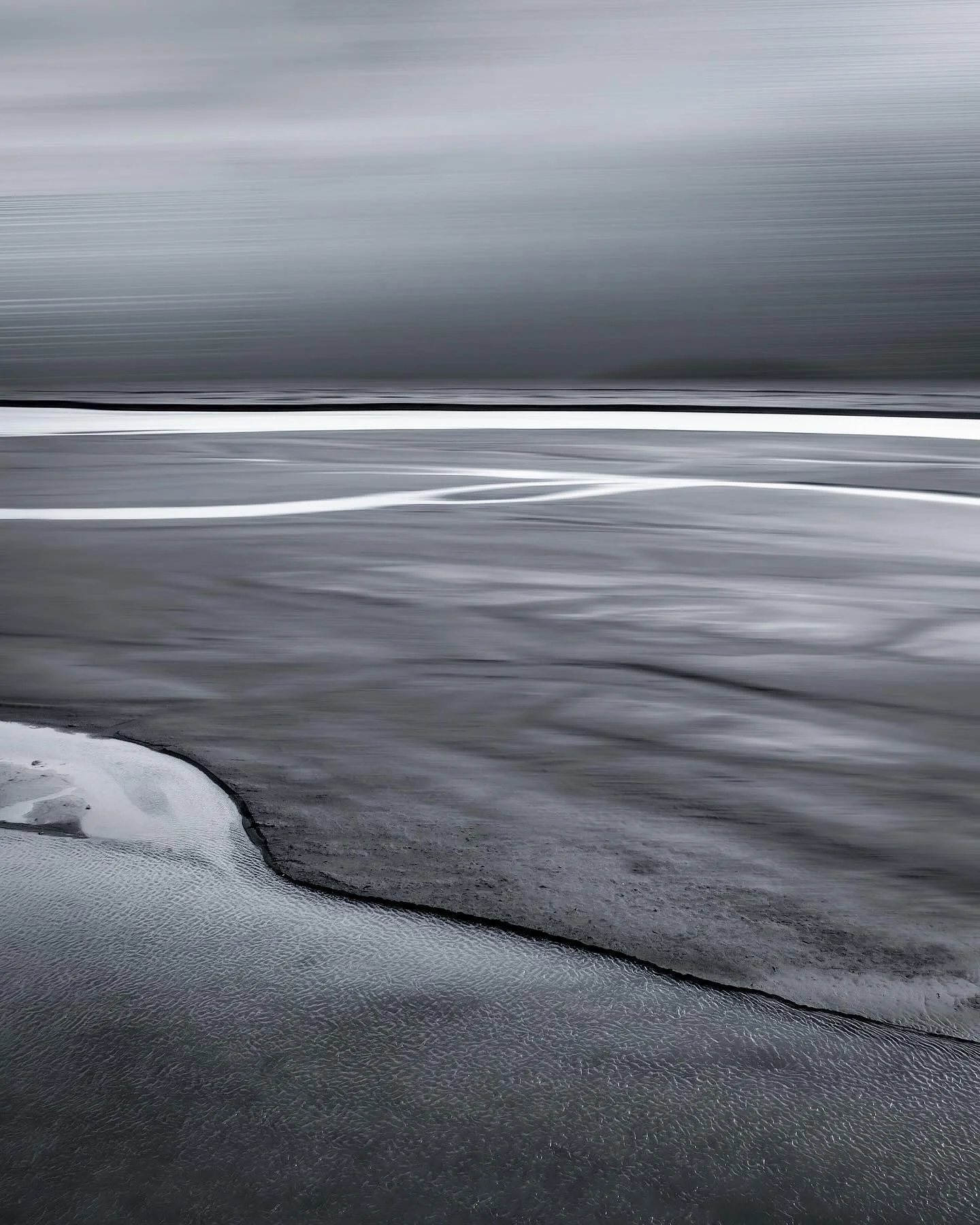 Volcanic Rivers 
.
.
.
.
.

#mindtheminimalism #fineartphotography #abstractphotography #minimalistphotography #minimalandscape #simplicity #volcanilandscapes #minimalgreys #minimalzine #mnm_gram #minimalism #longexposure #lightroom #texture #iceland