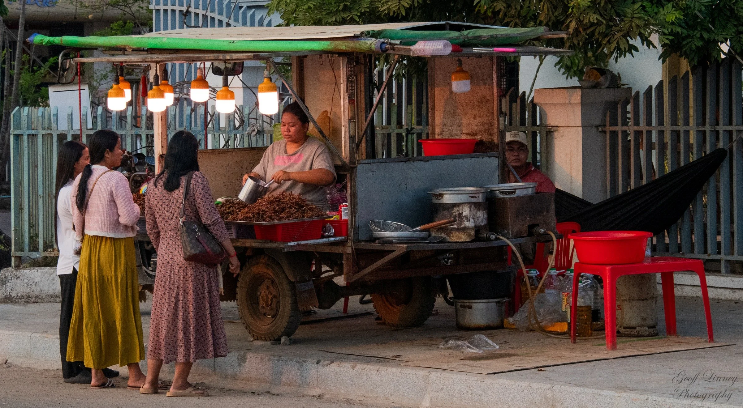 Kratie roadside dinner