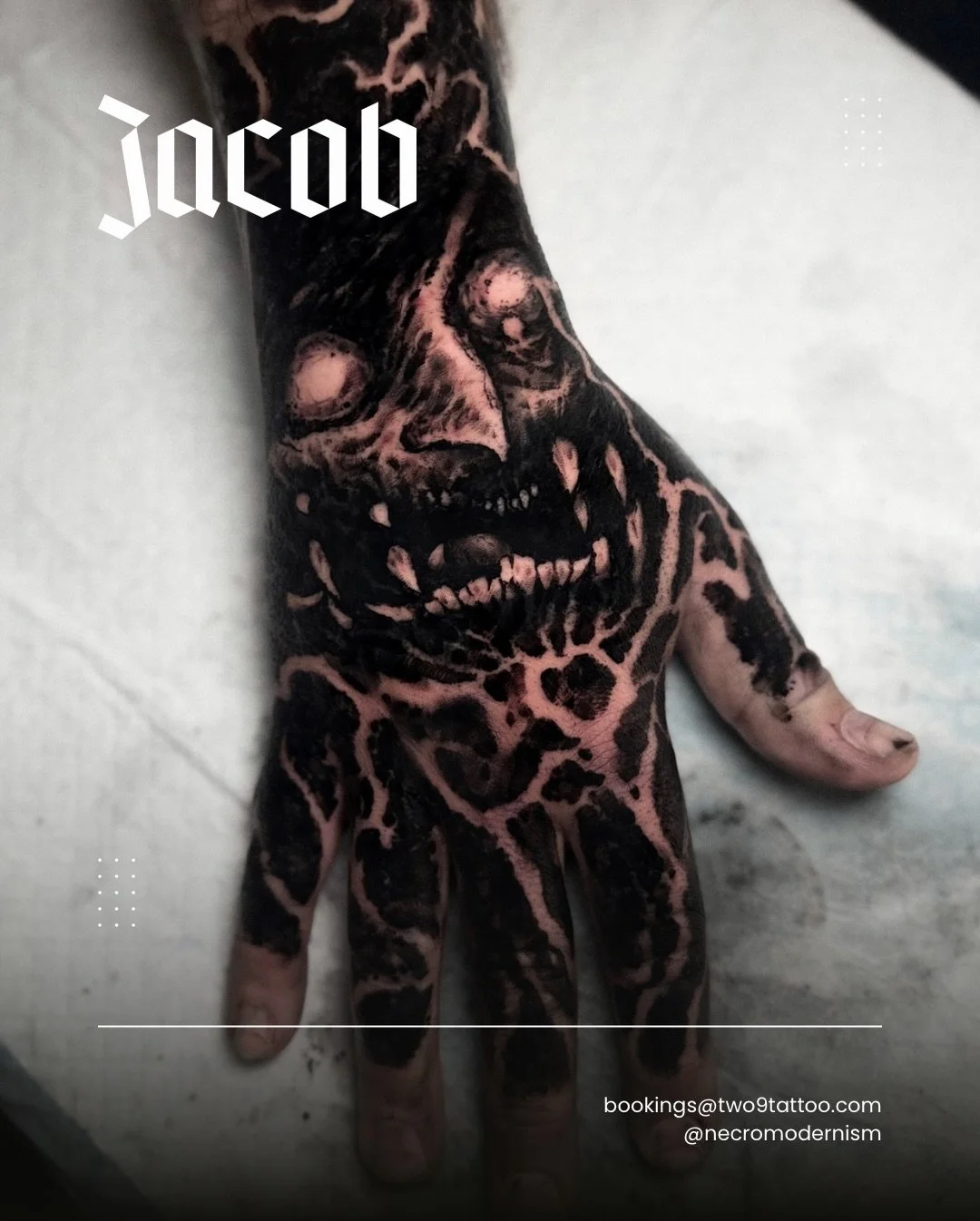 Swipe to see the during and before of this hand coverup completed by @necromodernism 🖤