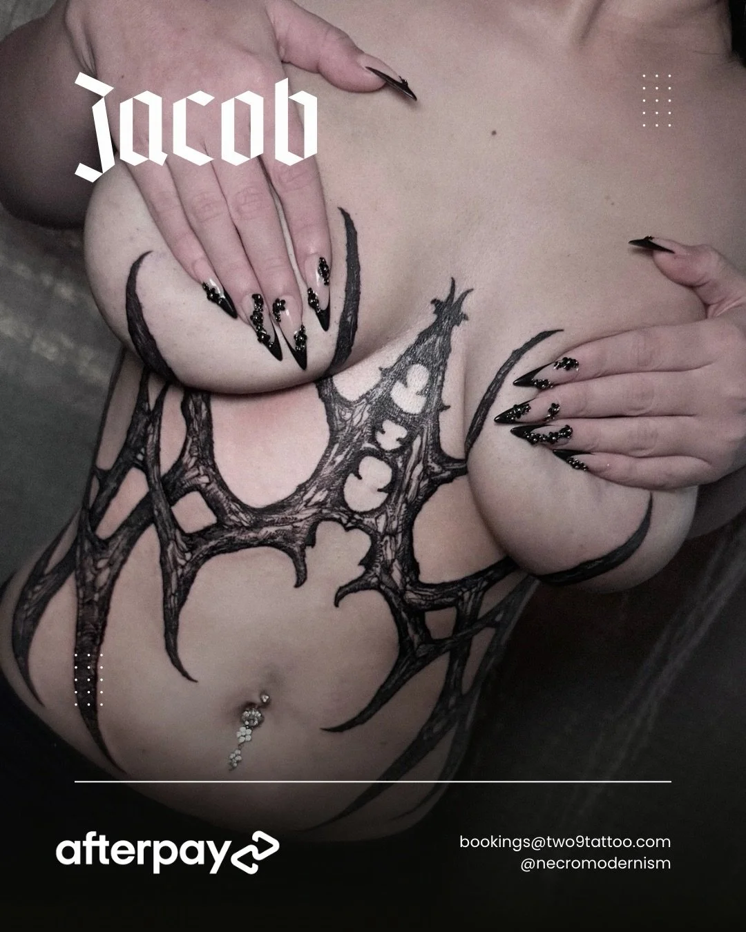 Powerful piece on the ribs and sternum. Partly freehanded and made to fit the body just right by Jake! 

Done by @necromodernism 🖤