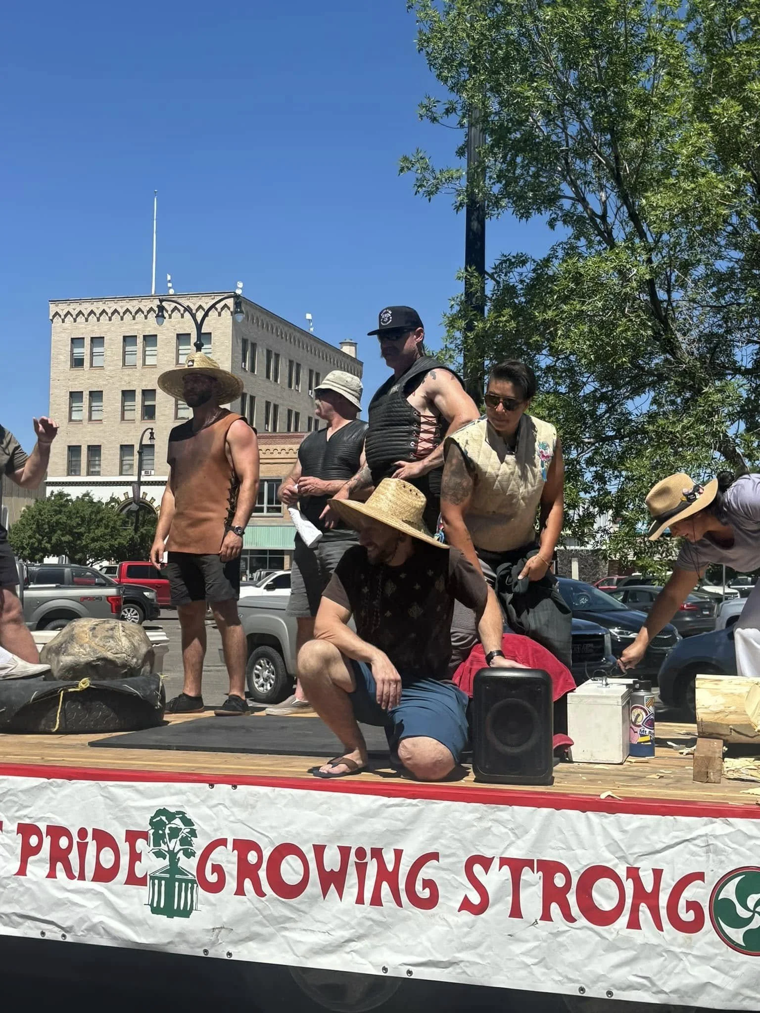 stephanie-herr-elko-basque-festival-float.jpg