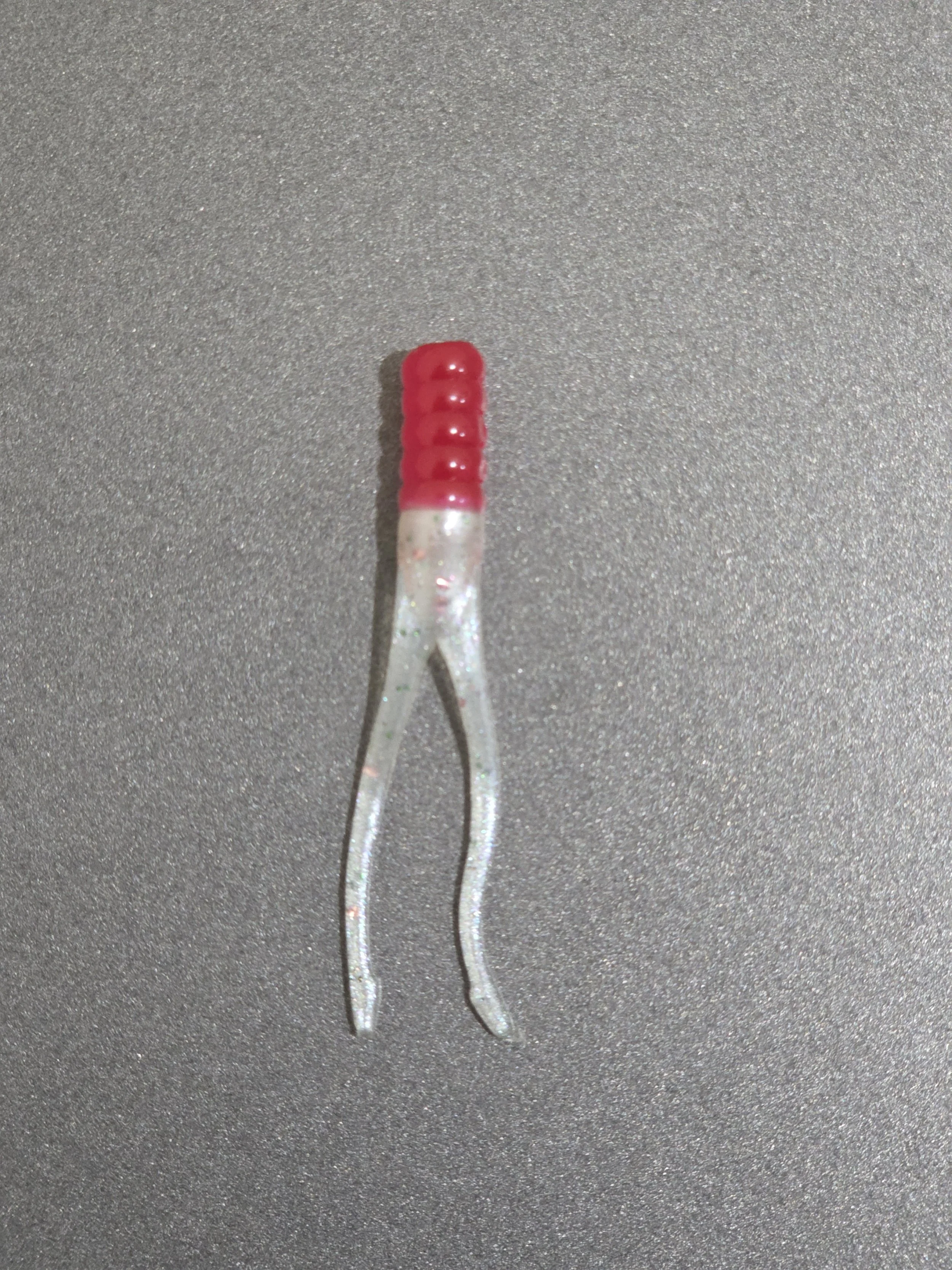 Red & AK-47 - Split Tail