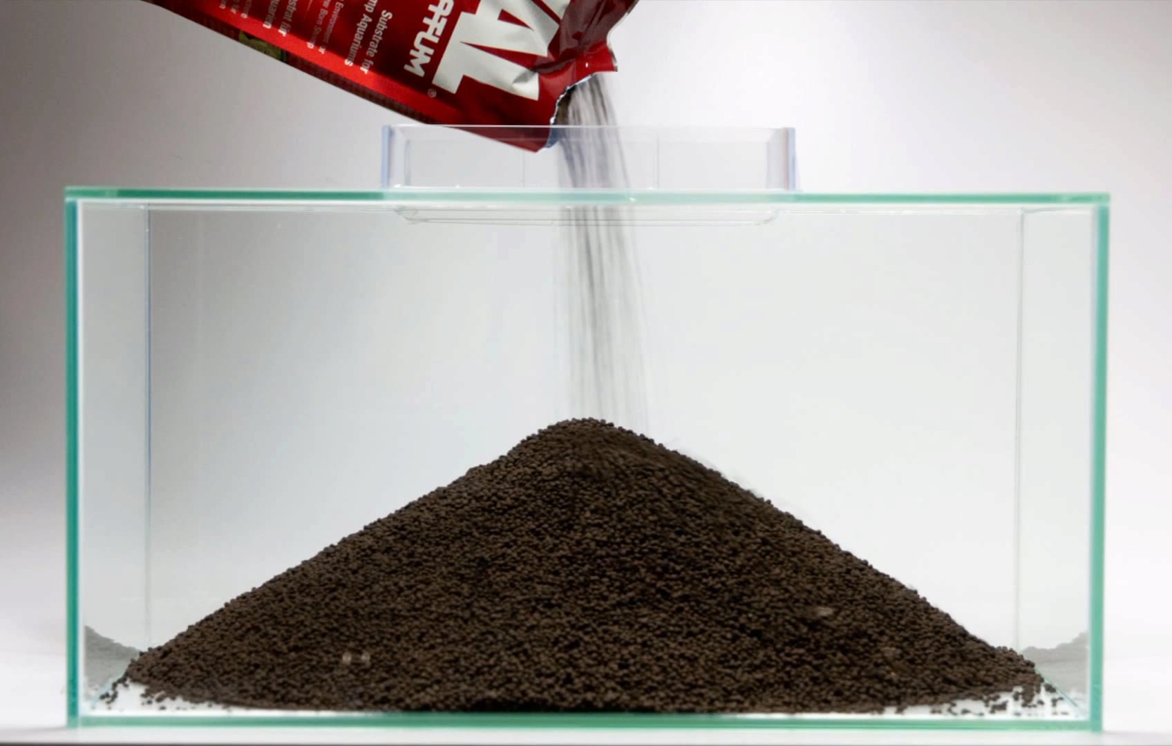 fluval-stratum-soil-substrate.jpg