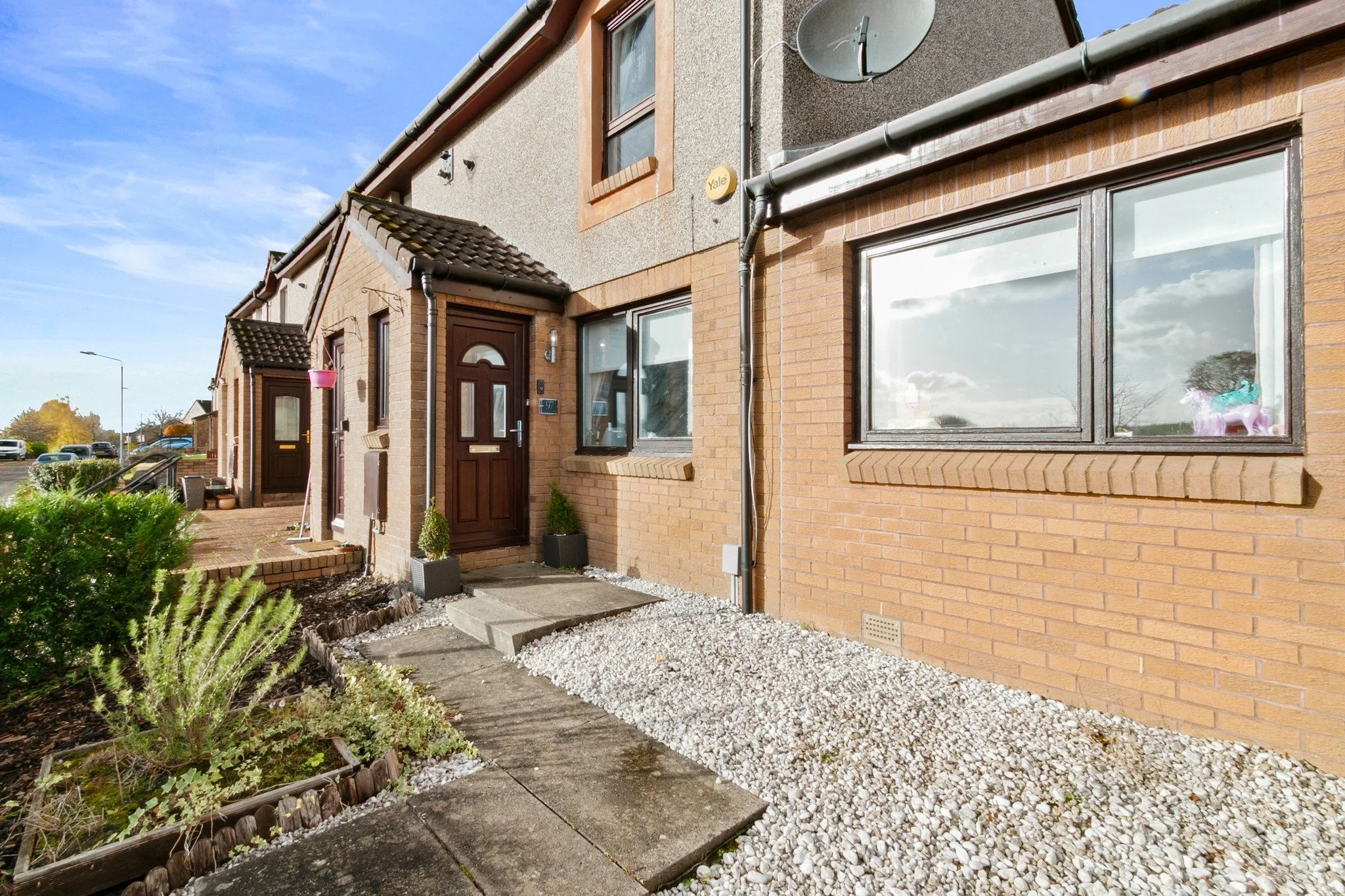 🌟🌟🌟 NEW LISTING🌟🌟🌟
📍Antonine Gardens, Duntocher
💵 Offers Over &pound;175,000
🛏️ 3 Bedrooms
🚽 2 Bathrooms
A spacious and well-proportioned three-bedroom end terrace villa tucked away in a quiet residential setting in Duntocher.
#caledoniabur