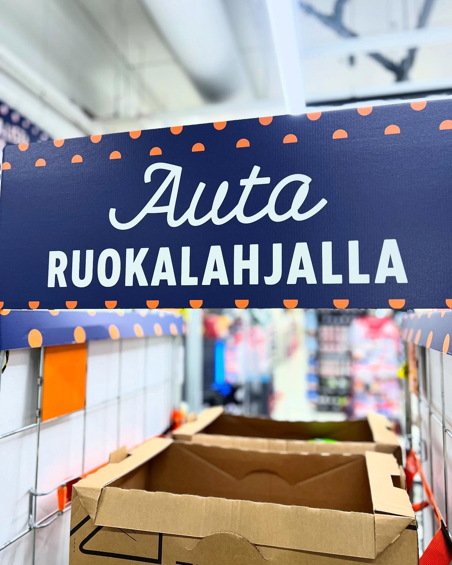 🎄 Auta ruokalahjalla jouluna 🎁
Pienikin teko voi merkit&auml; paljon.

Osta hyvin s&auml;ilyvi&auml; elintarvikkeita (ei tuoretuotteita tai kylm&auml;s&auml;ilytett&auml;vi&auml;) ja j&auml;t&auml; ne kaupan Auta ruokalahjalla -ker&auml;yspisteesee