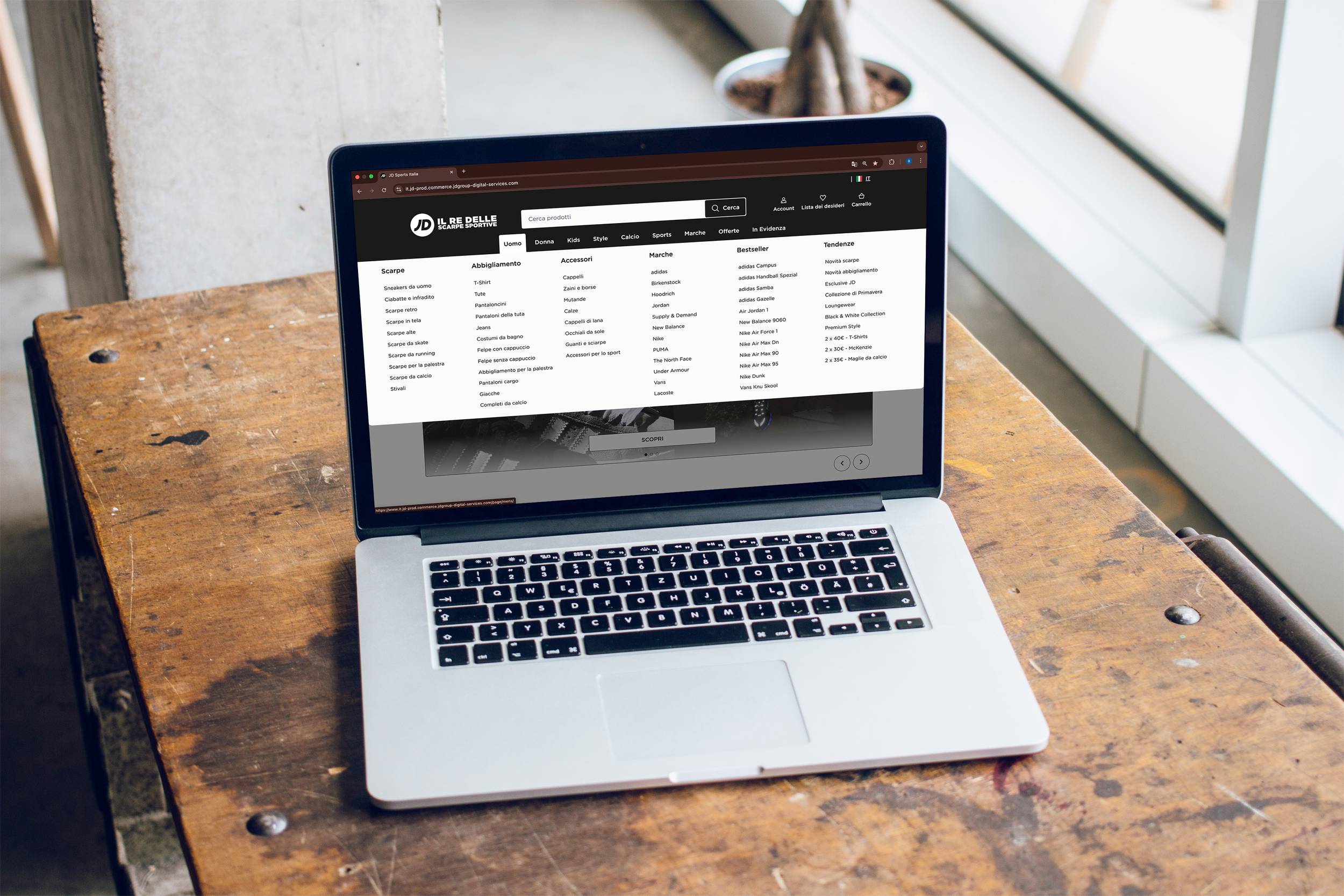 A screenshot of the JD Sports Main Navigation in Italian