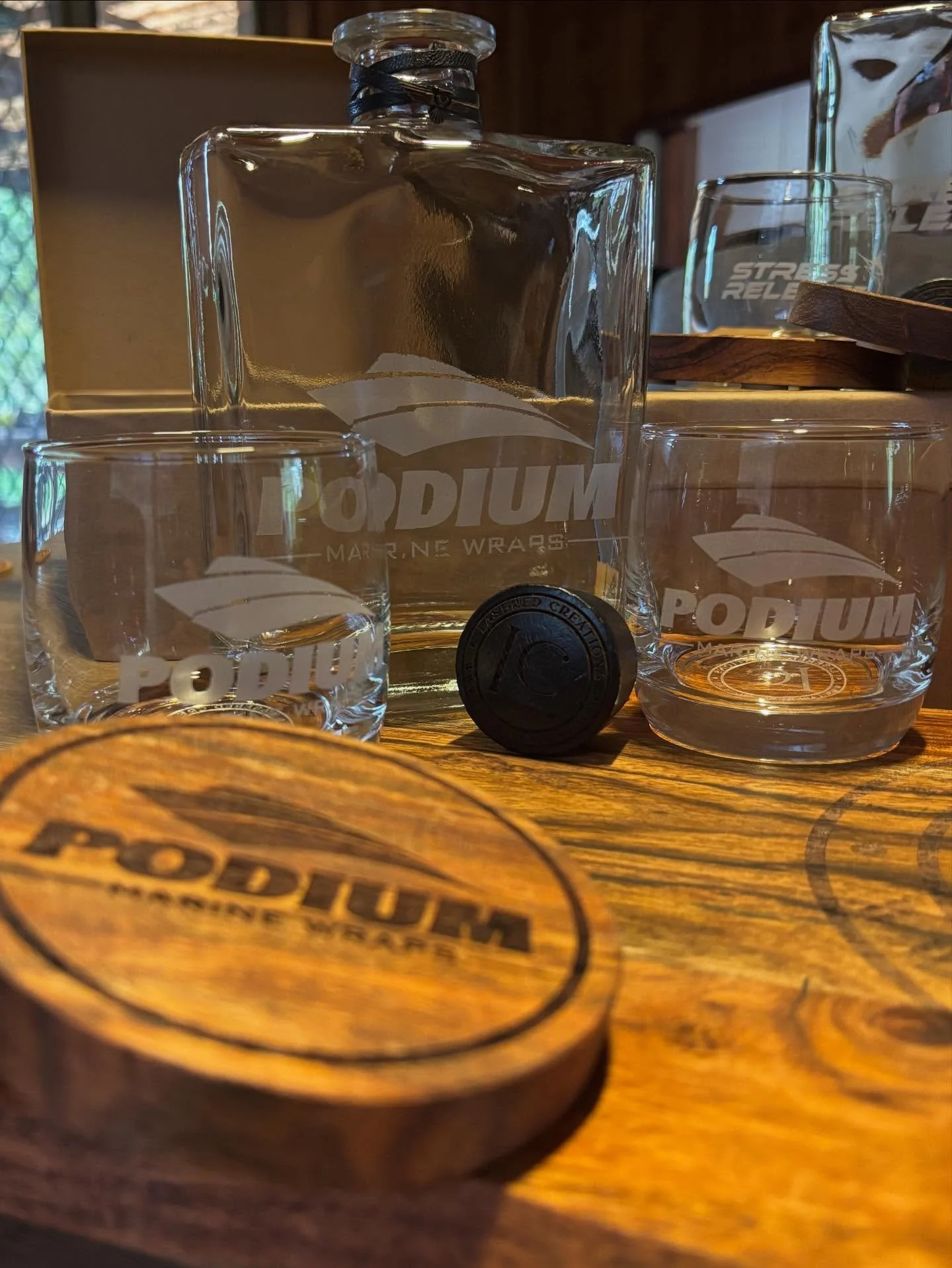 This week it&rsquo;s been all about the commercial work ✨
We&rsquo;ve been busy helping brands take their identity to the next level - from sleek decanters to elegant glassware, it&rsquo;s all about those little touches that leave a big impression.