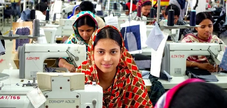 bangladesh-fabrica-mujer-728.jpg