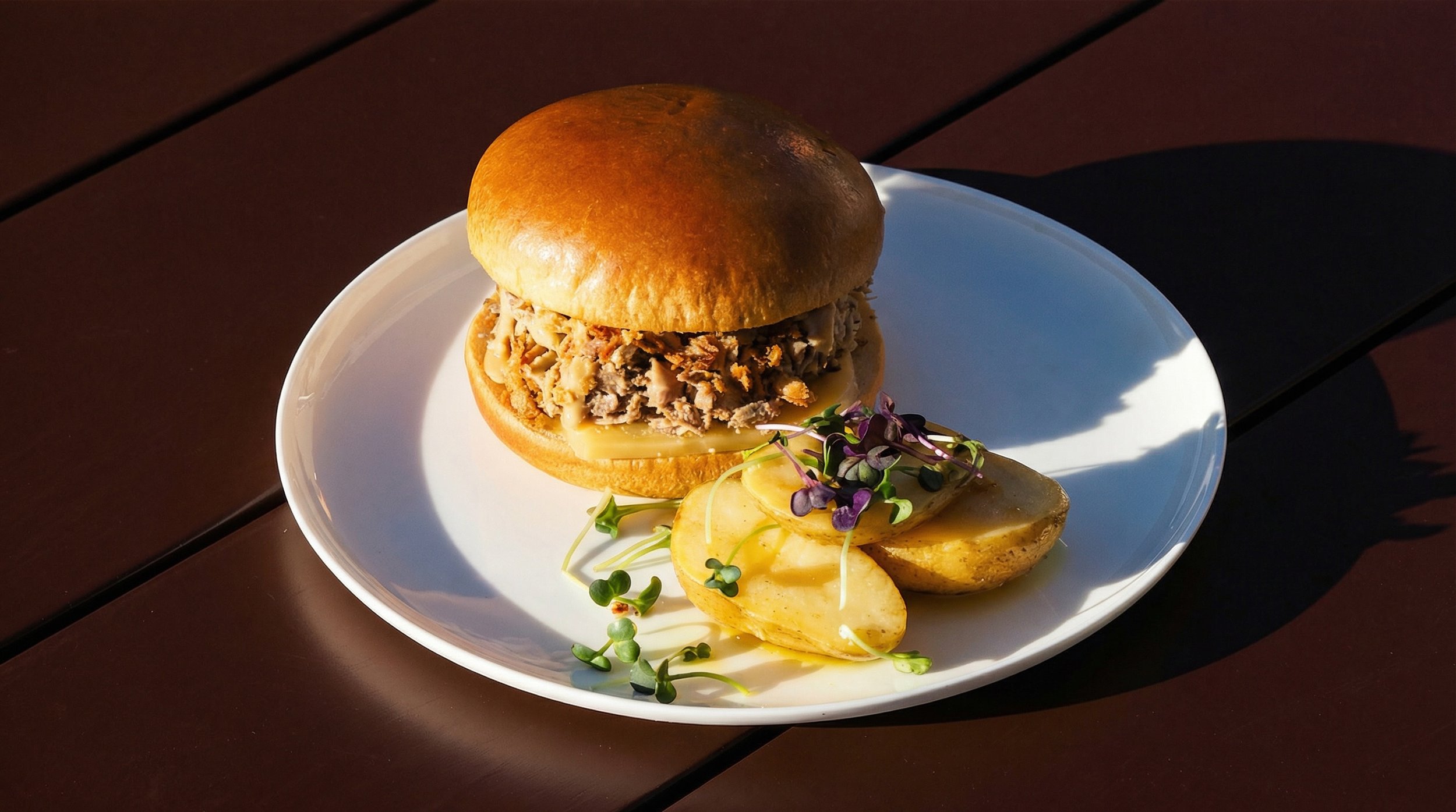 Pulled Beef Burger  Best Burger in Basel