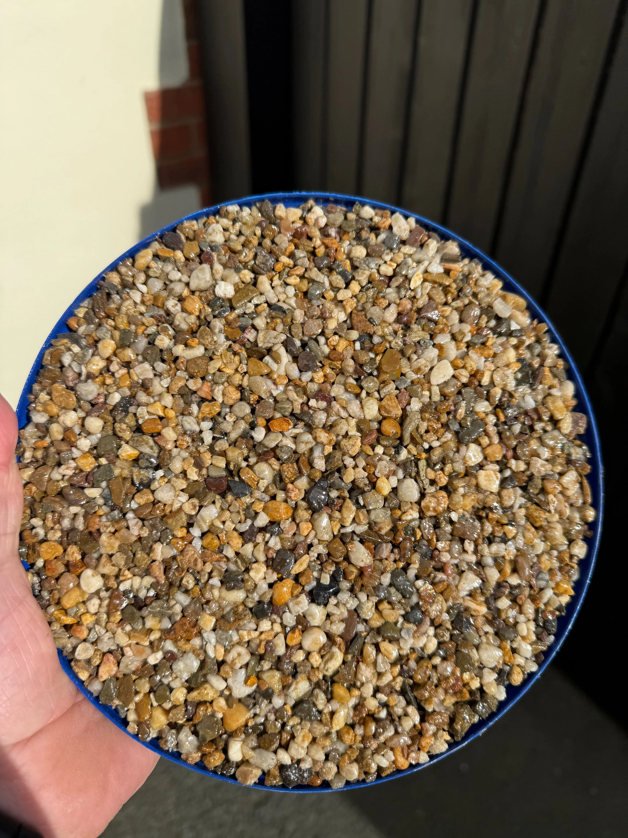 LIGHT VS DARK AGGREGATES