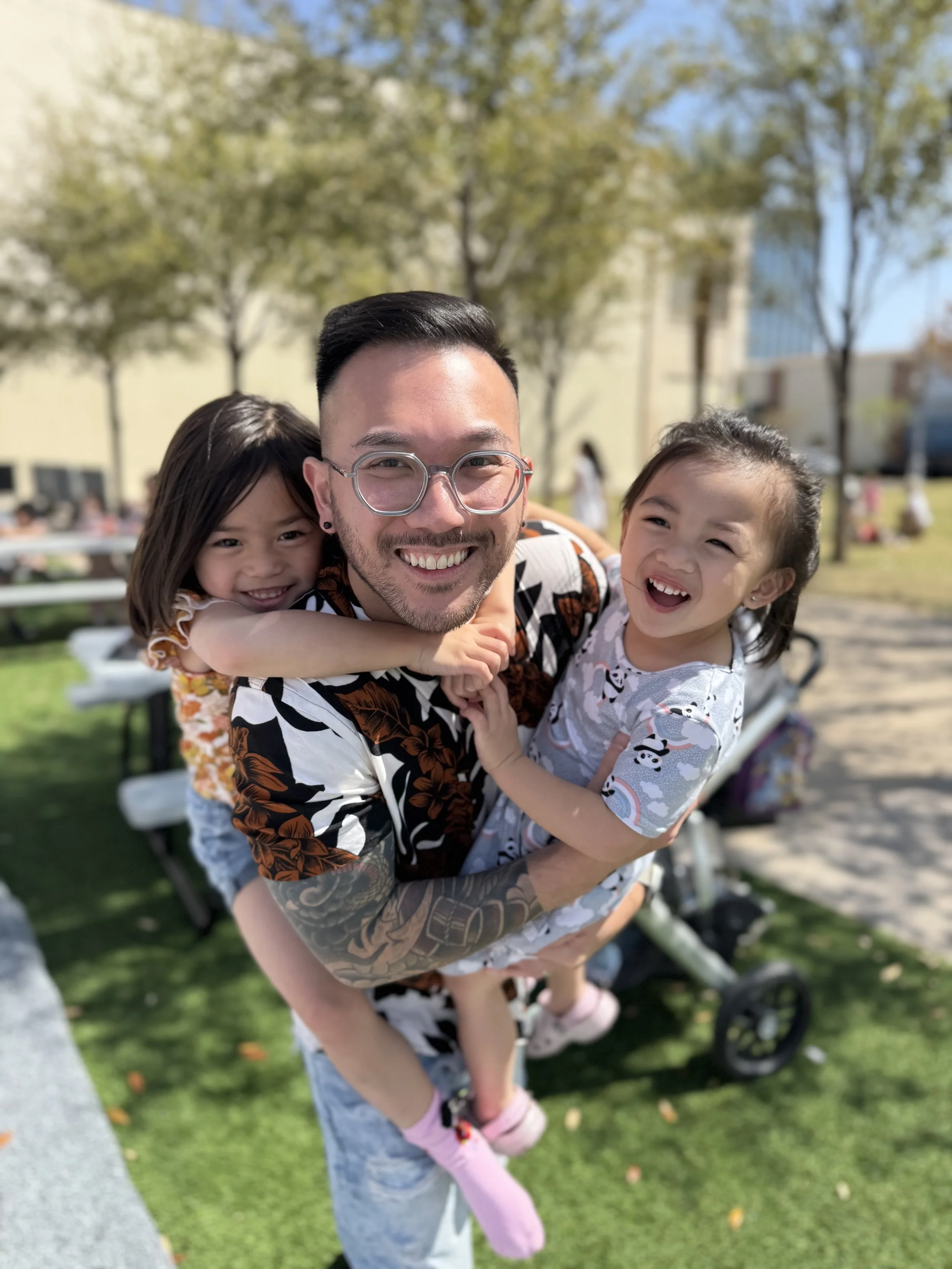 How to Encourage Independent Play (So Dad Can Enjoy His Coffee in Peace!)