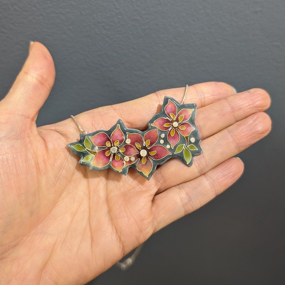 Red+Green+Floral+Pendant+Enaemlists+Gallery.jpg