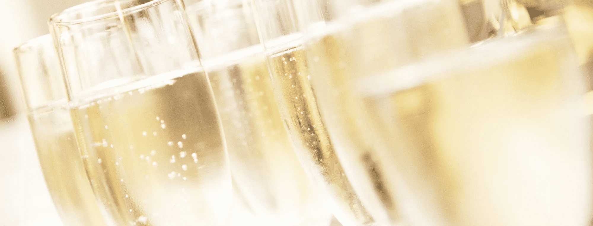 glasses-of-champagne-champ_light.png