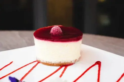 The-Fizzy-Tarte-Valentines-Cheesecake-2022-04.jpg