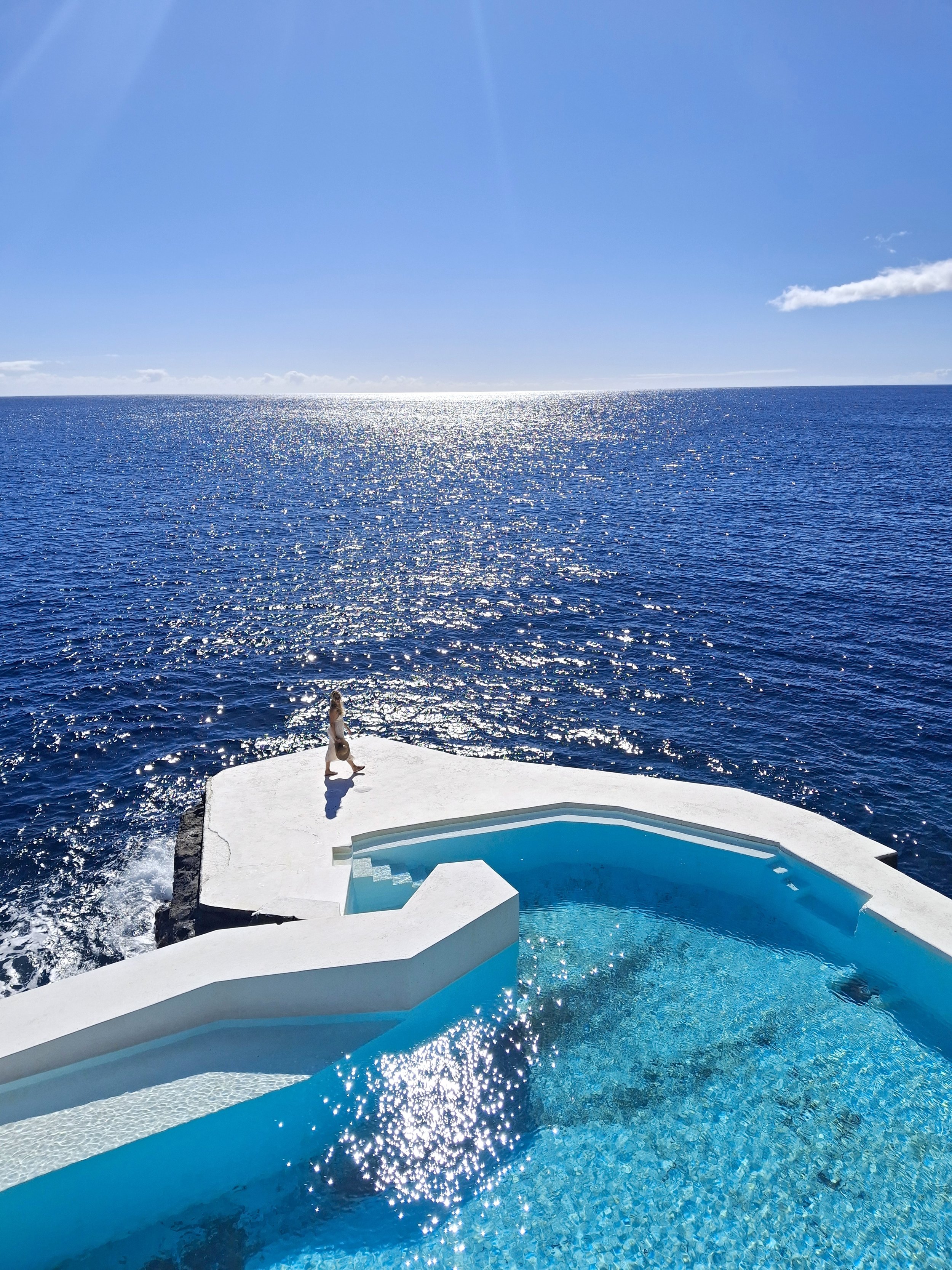 Discover the Tranquil Elegance of Albatroz Beach &amp; Yacht Club