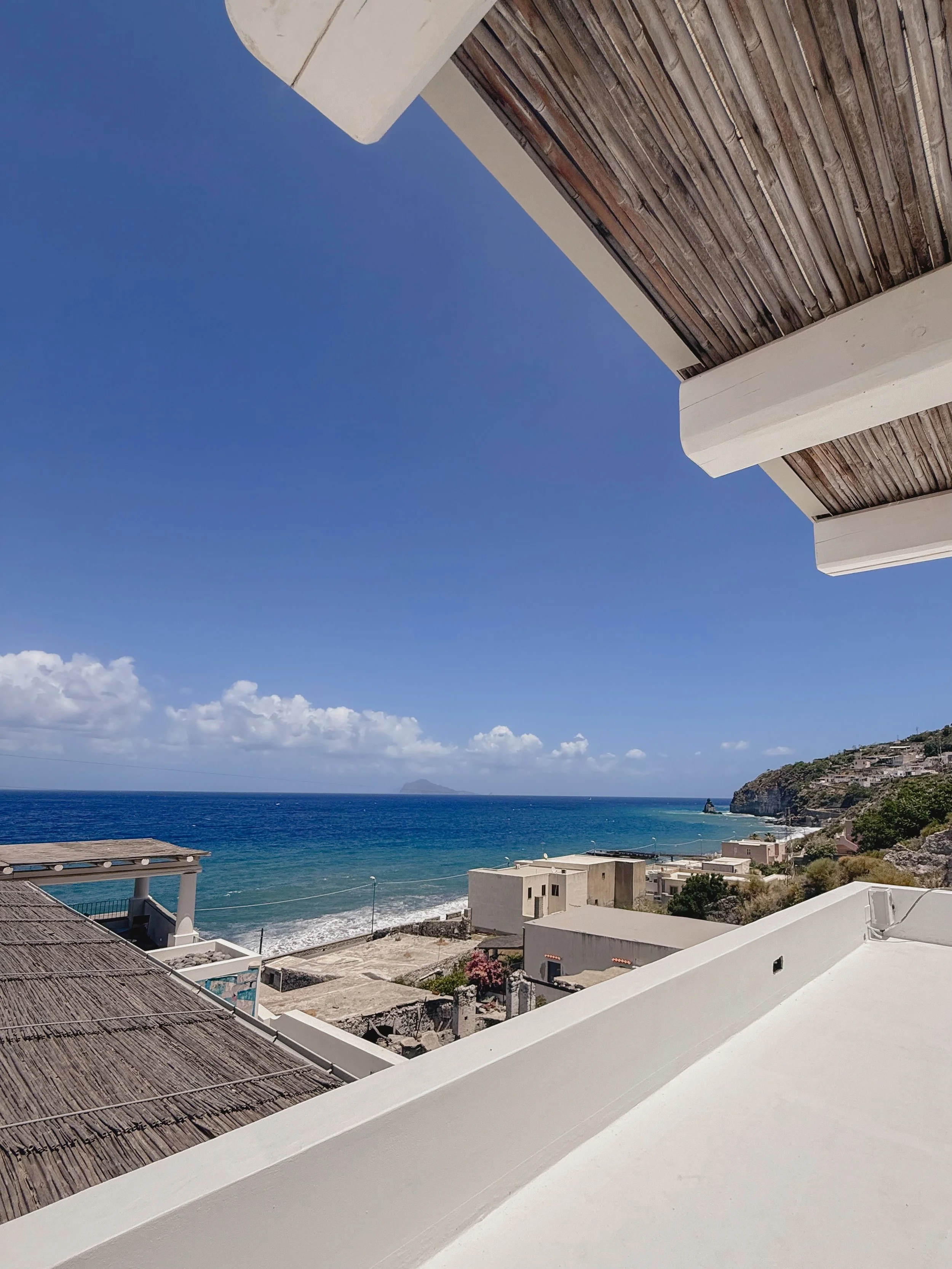 Aeoliancharme Collection: A Bespoke Archipelago Escape