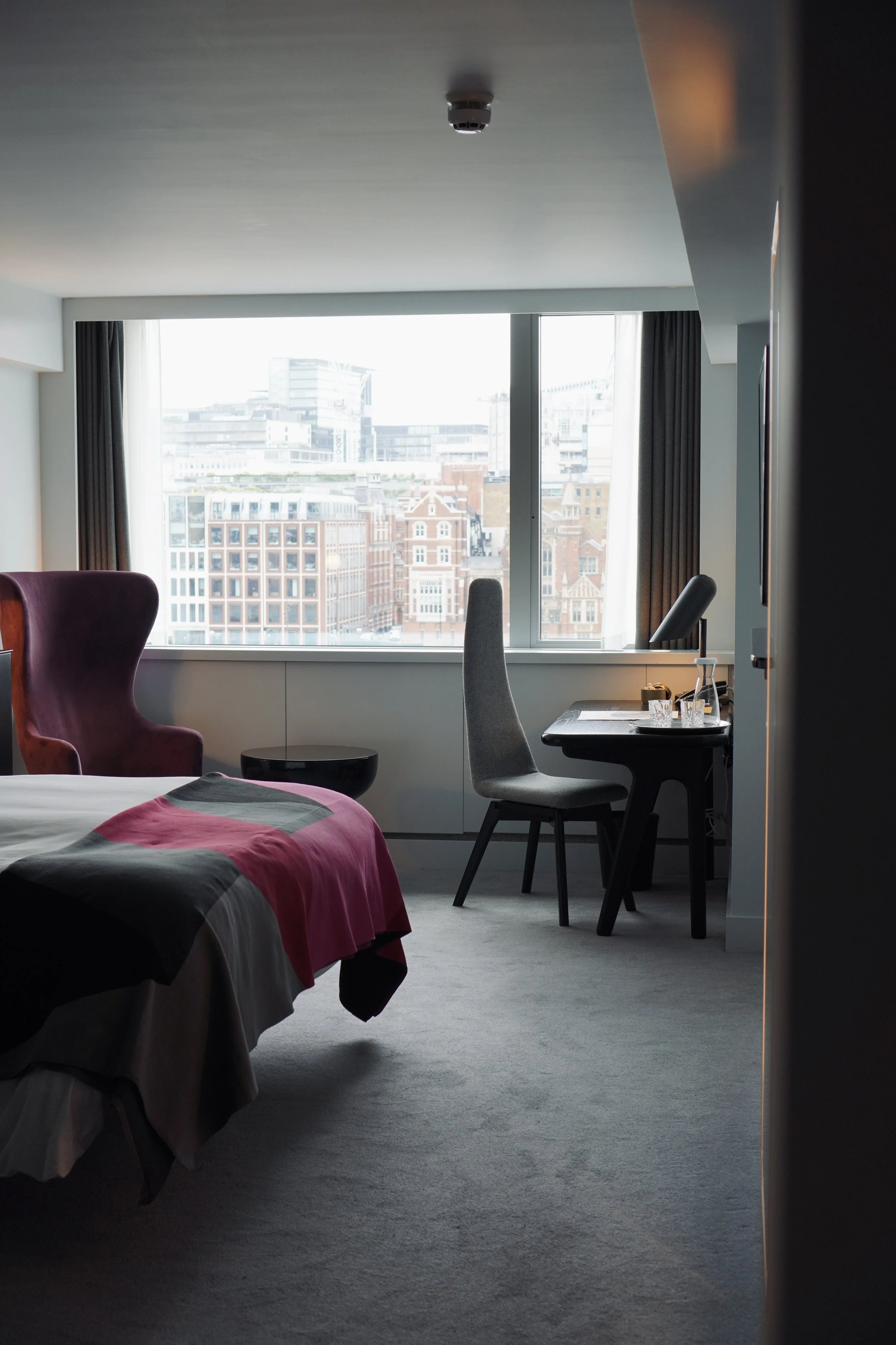 Sea Containers London: A Stylish Riverside Retreat with a Nod to Nautical Elegance