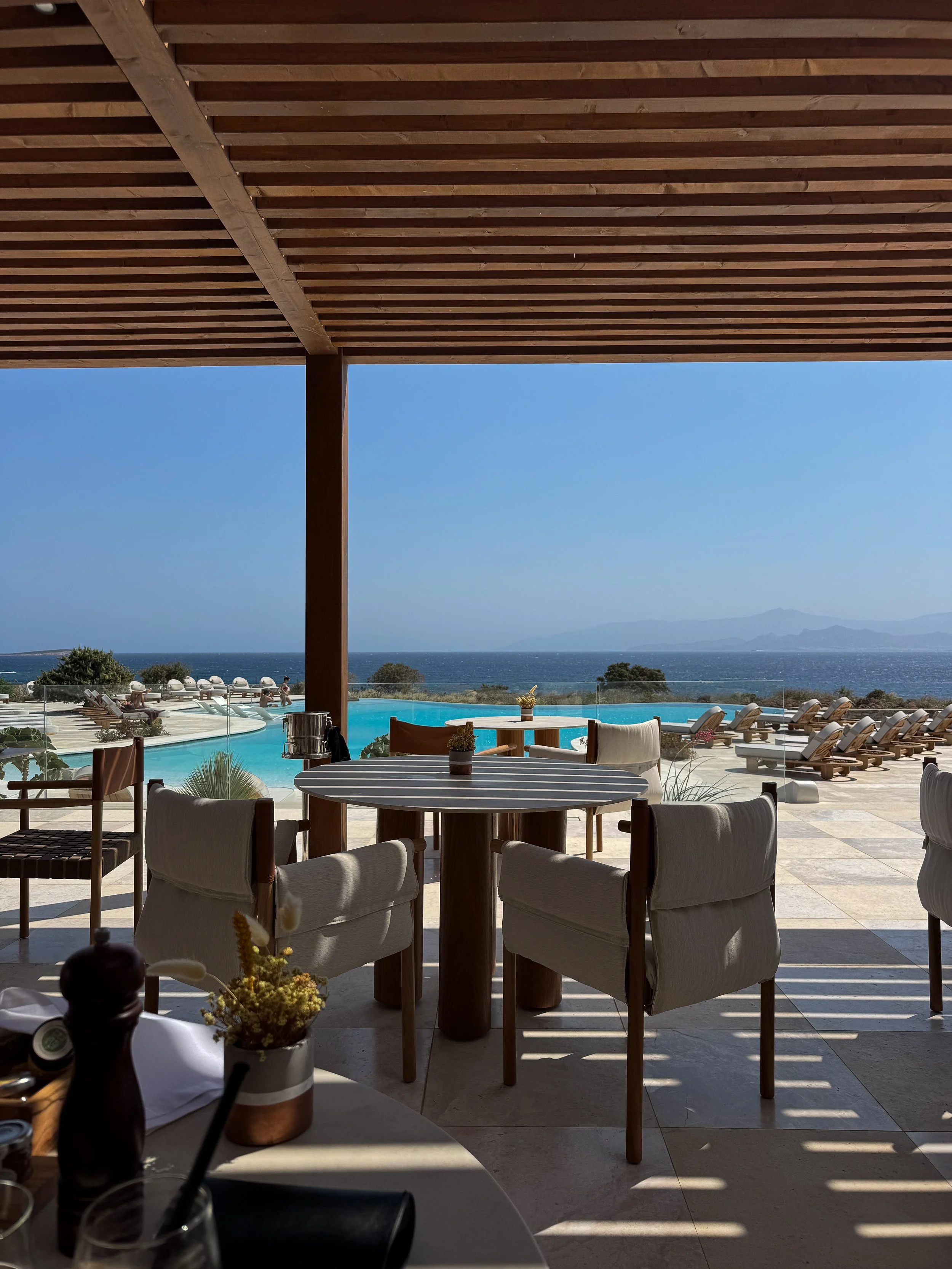 Vione Paros Hotel: Elevated Mediterranean Living on the Aegean’s Edge