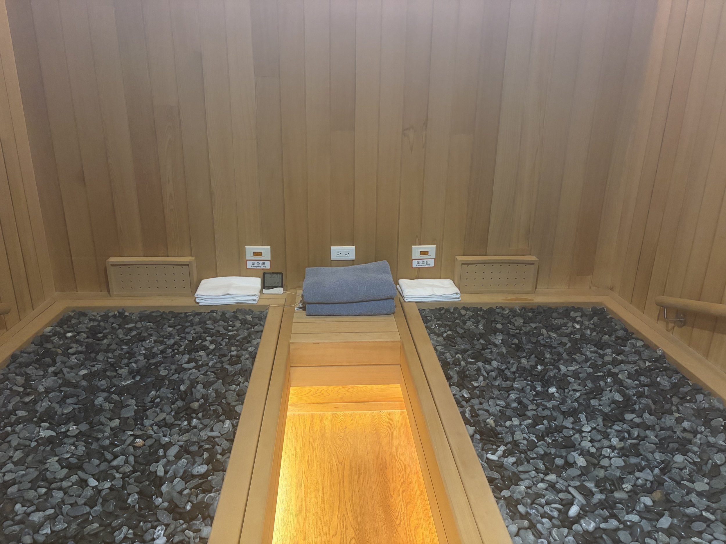 sauna2.jpg