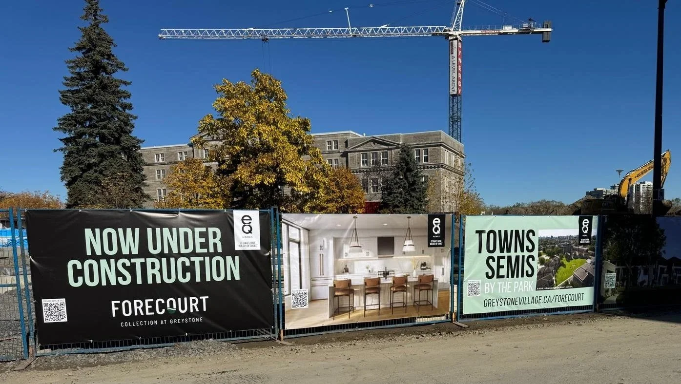 Construction Fence Signage in Ottawa – Large-Format Mesh Banners for eQ Homes

The Vinyl Edge designed and installed custom construction fence signage for the Forecourt development in Ottawa, creating a strong visual presence while the project is act