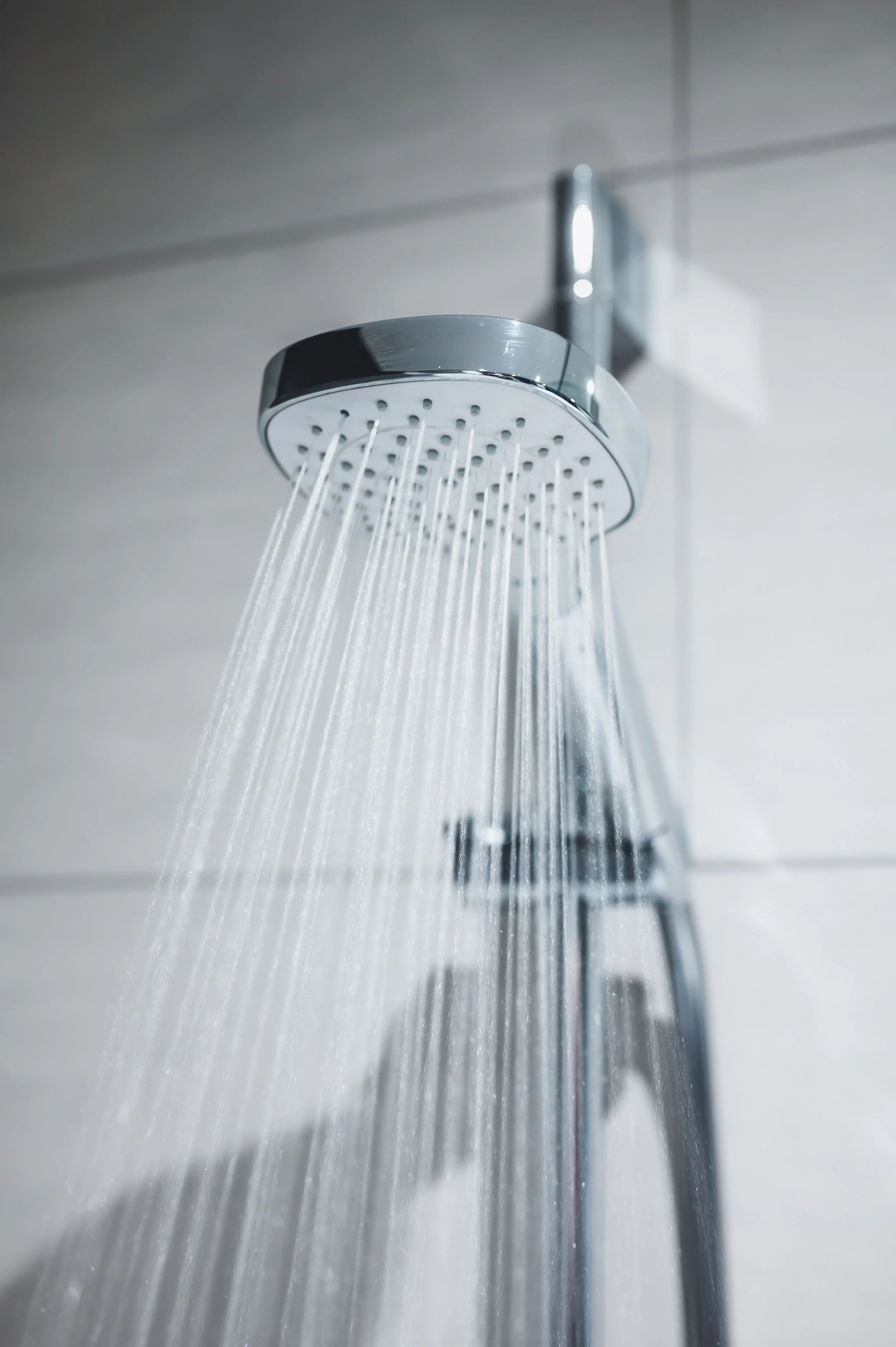 Showerhead running water
