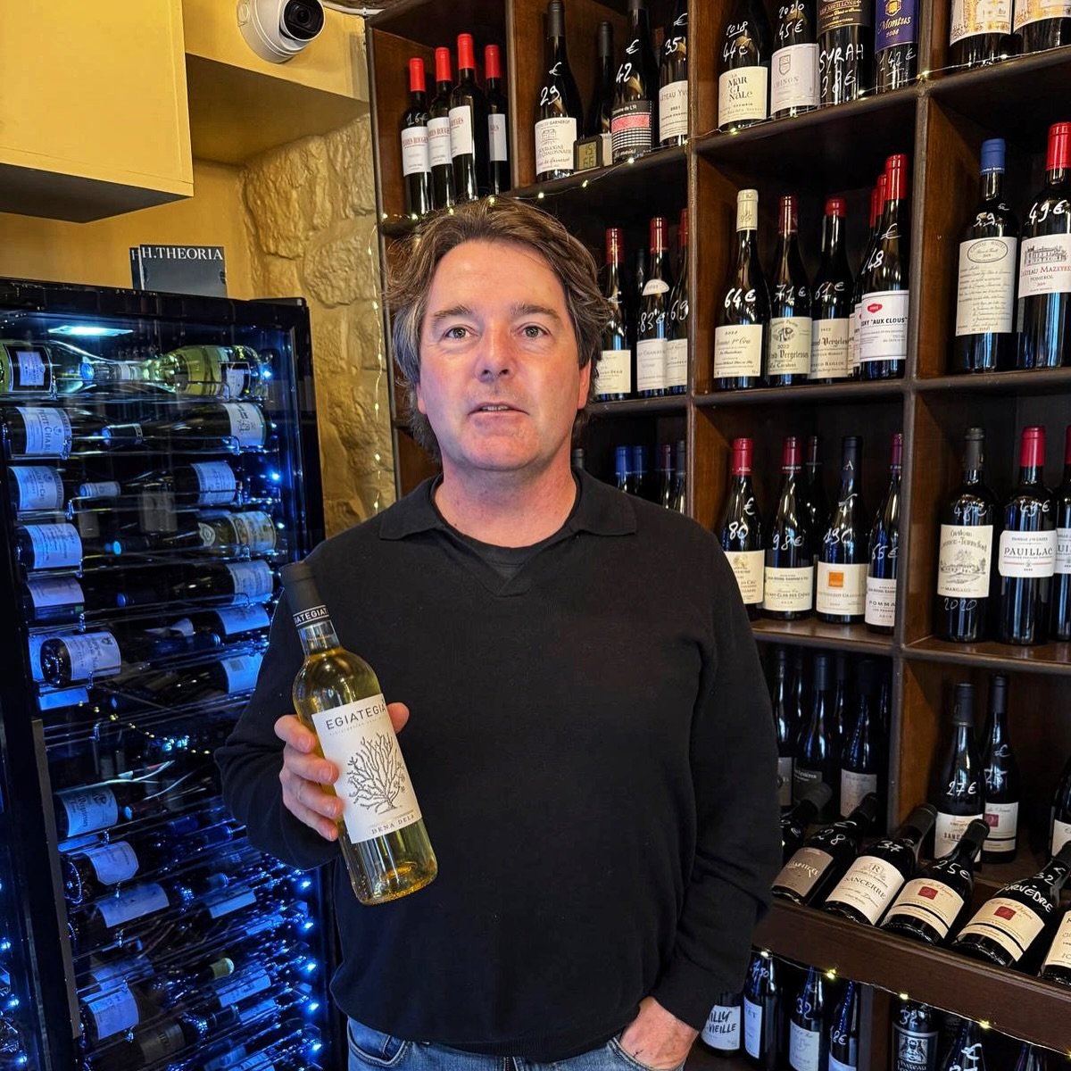 Une petite visite d&rsquo; @poirmeuremmanuel &agrave; @lacavedespyrenees , &ccedil;a nous fait toujours un grand plaisir 🥰
Cette homme passe beaucoup de temps sous la mer plus pr&eacute;cis&eacute;ment l&rsquo;Ocean Atlantique 🌊 o&ugrave; il fait p