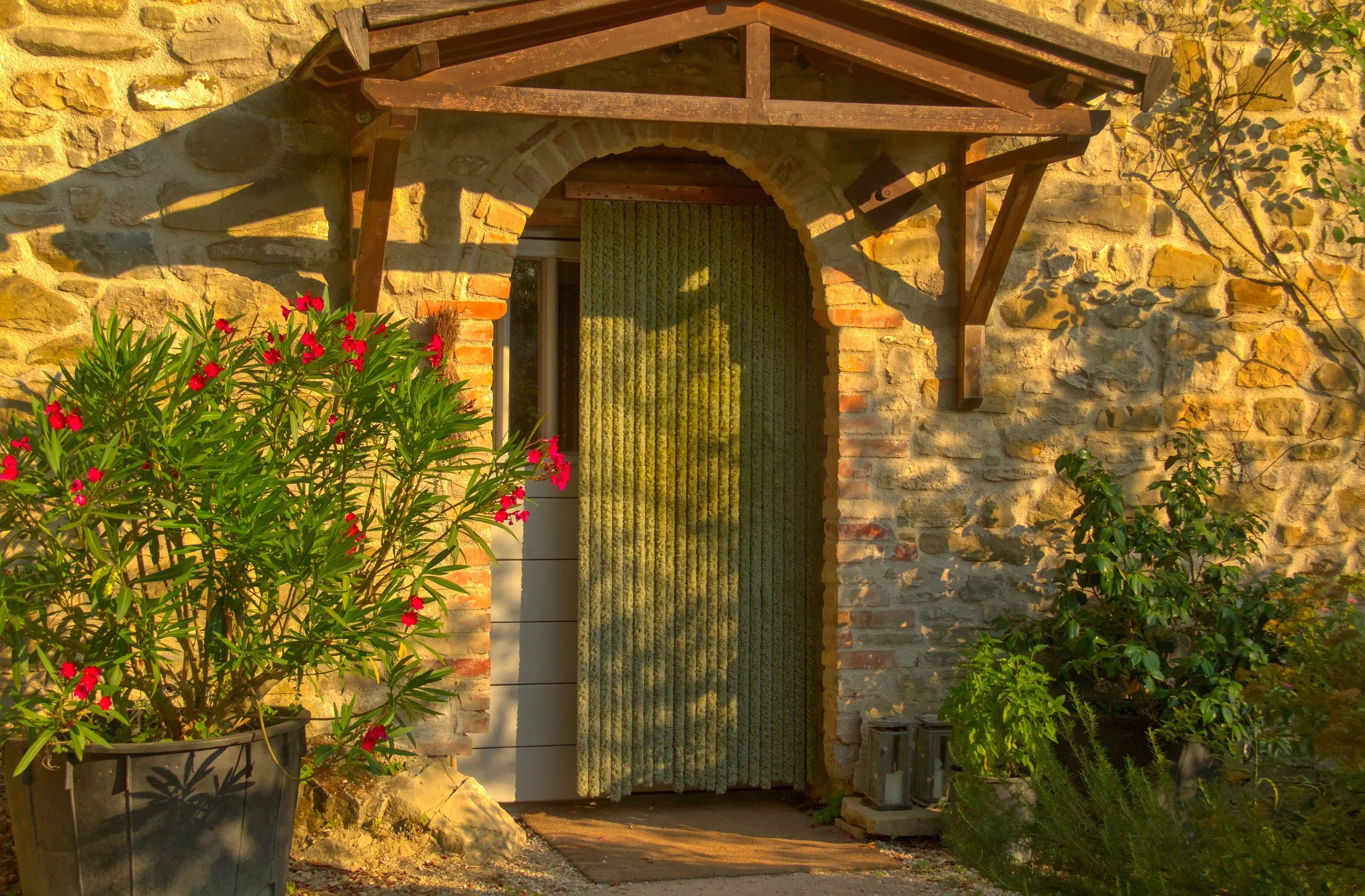 The entrance to Casa Angiolina