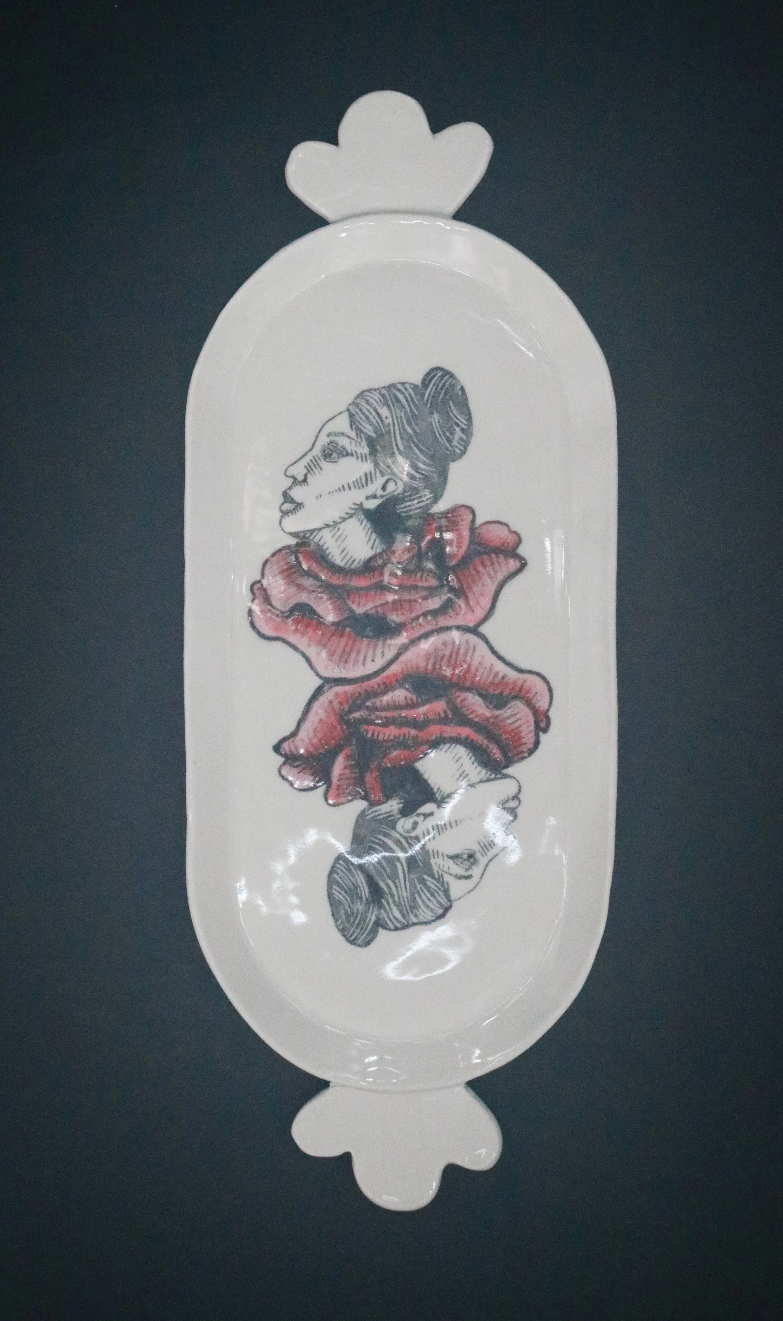 Flush oval tray medium1.jpg