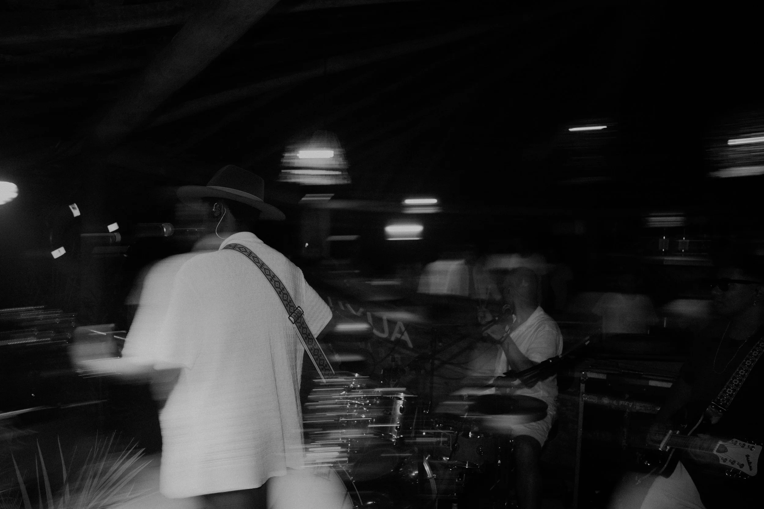 OF2024 DOM20 LUAU UXUA JOTA PE - THEO BUENO_-219.jpg