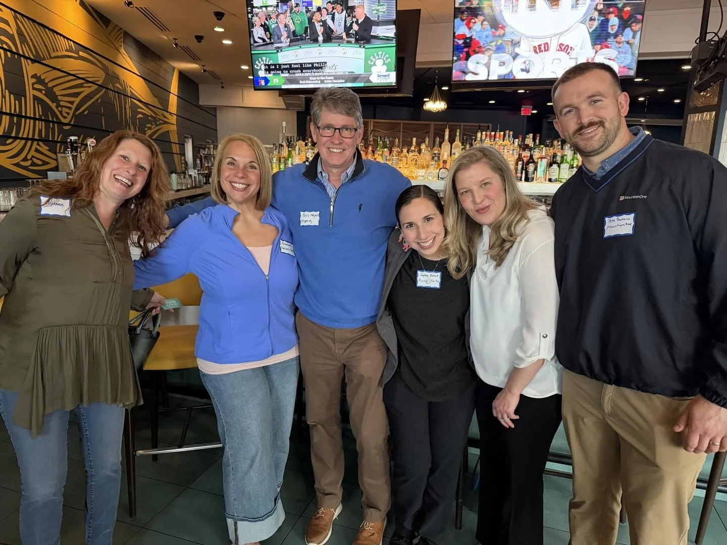 Thank you, Ken Meyers, for bringing such amazing folks together for Local &amp; On Tap South Shore, the monthly networking event for local professionals. 

Last night&rsquo;s event highlighted our work at Raising Harts, and we are incredibly grateful