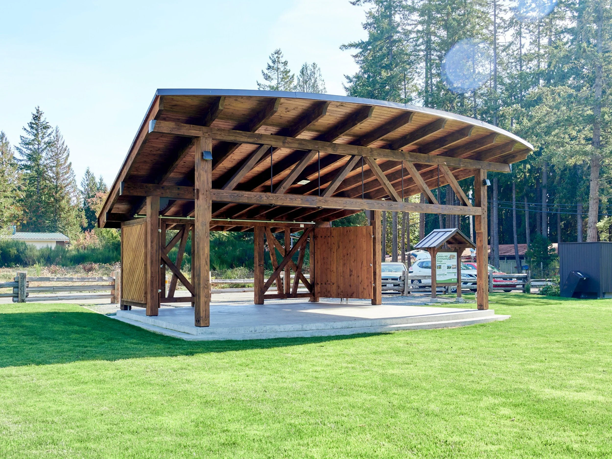 Cobble_Hill_Community_Stage_09_three_quarter_with_sign.jpg