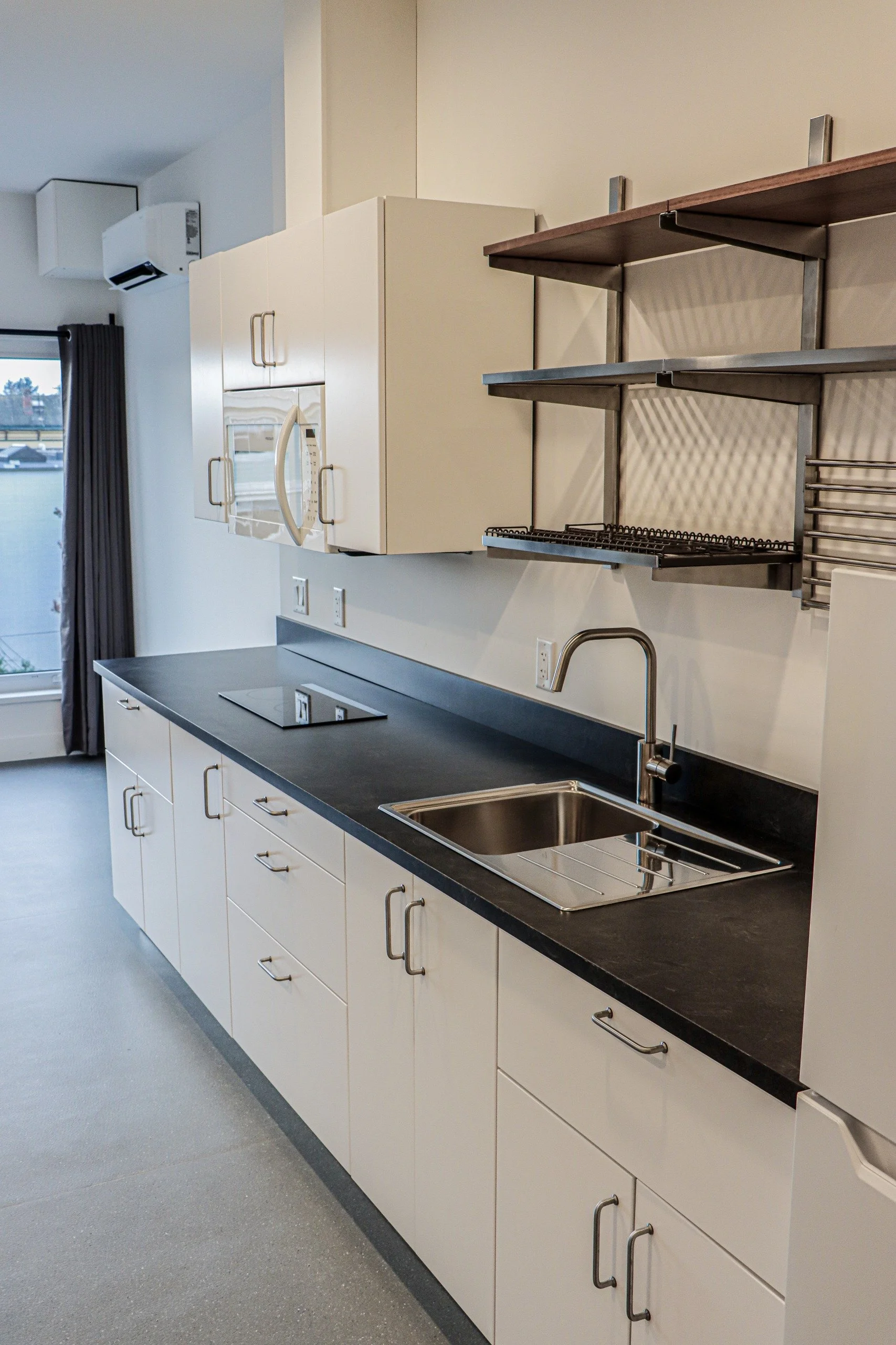 Sacred_Cradle_House_10_suite_kitchen_shelves.jpg
