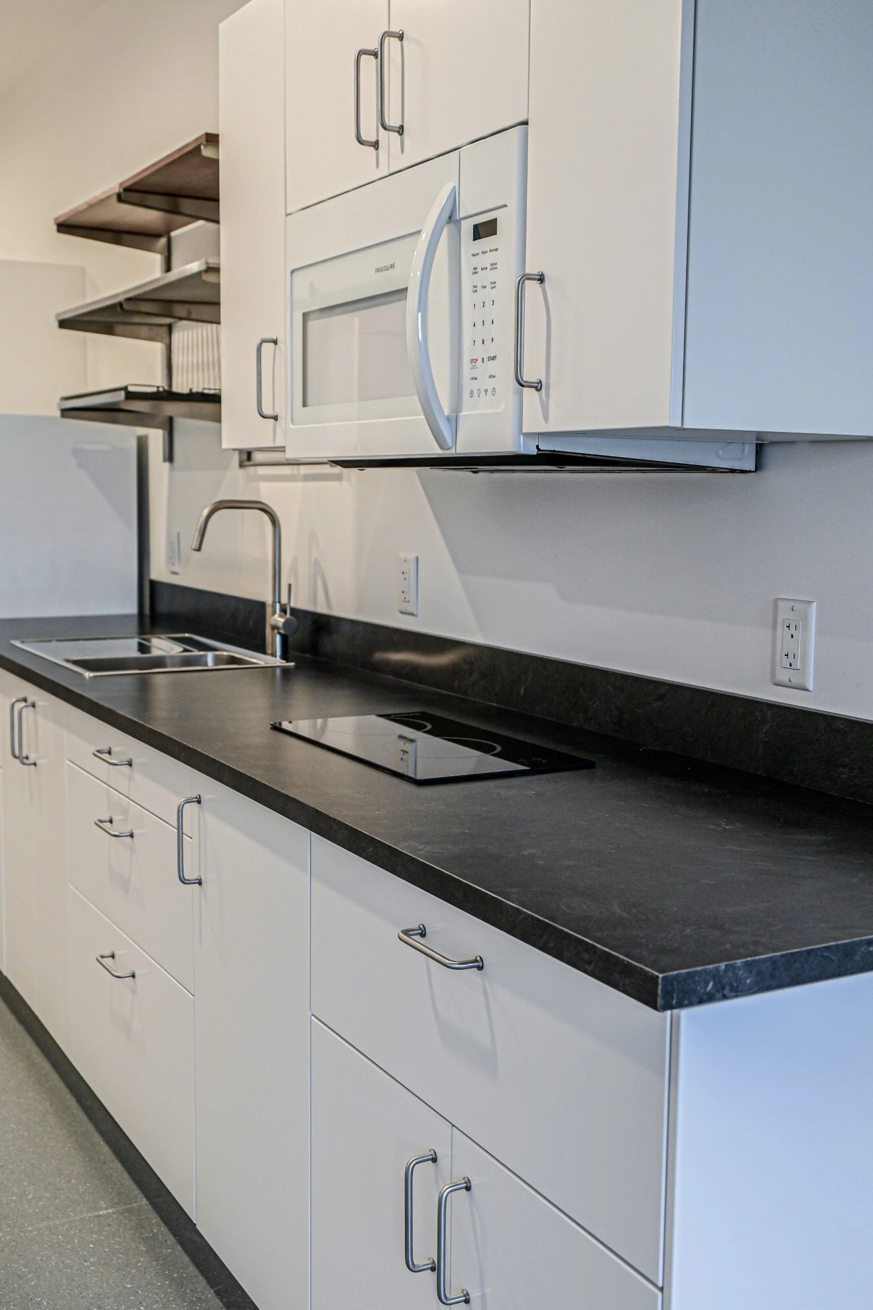 Sacred_Cradle_House_16_suite_kitchen_detail.jpg